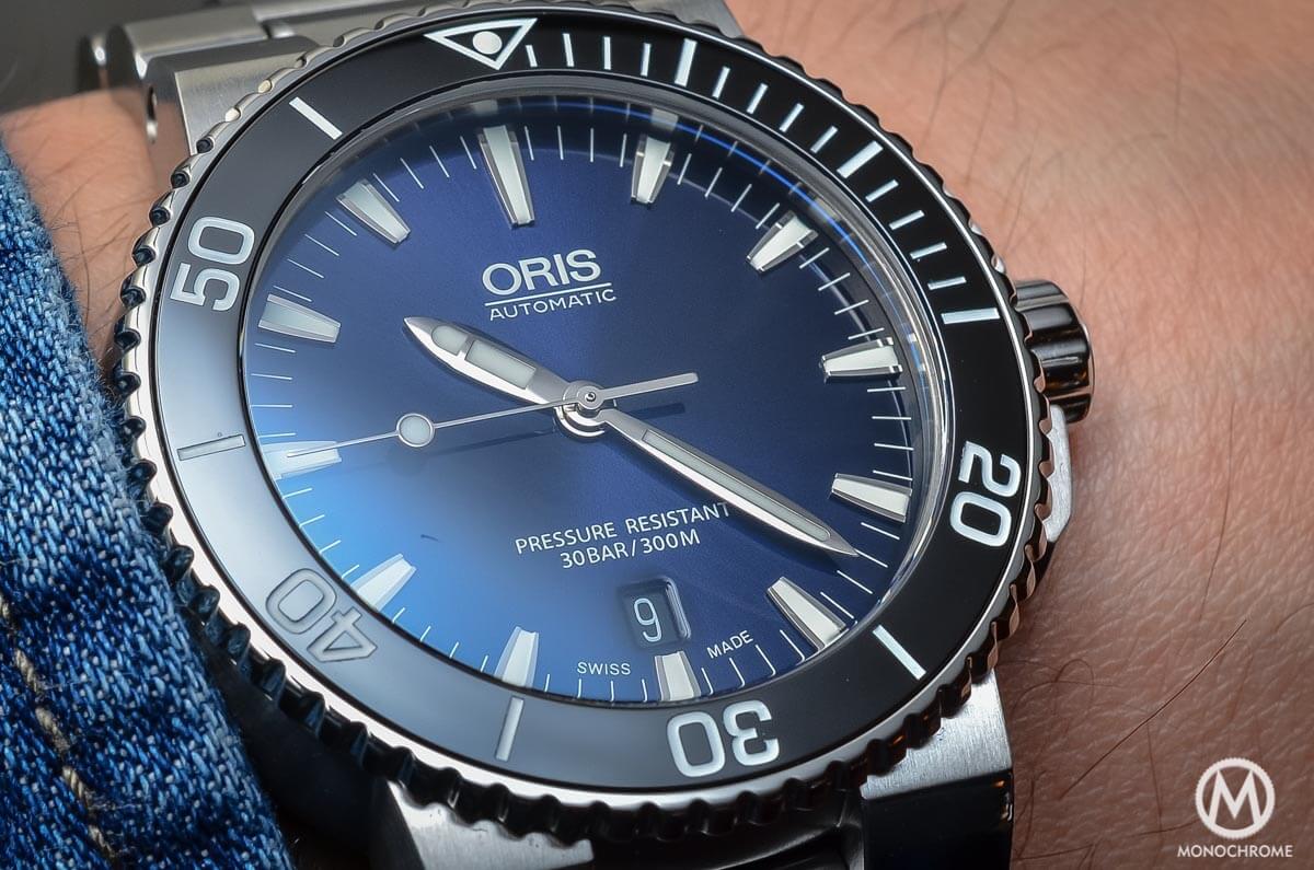 Oris Aquis Date Gradient Blue - 2