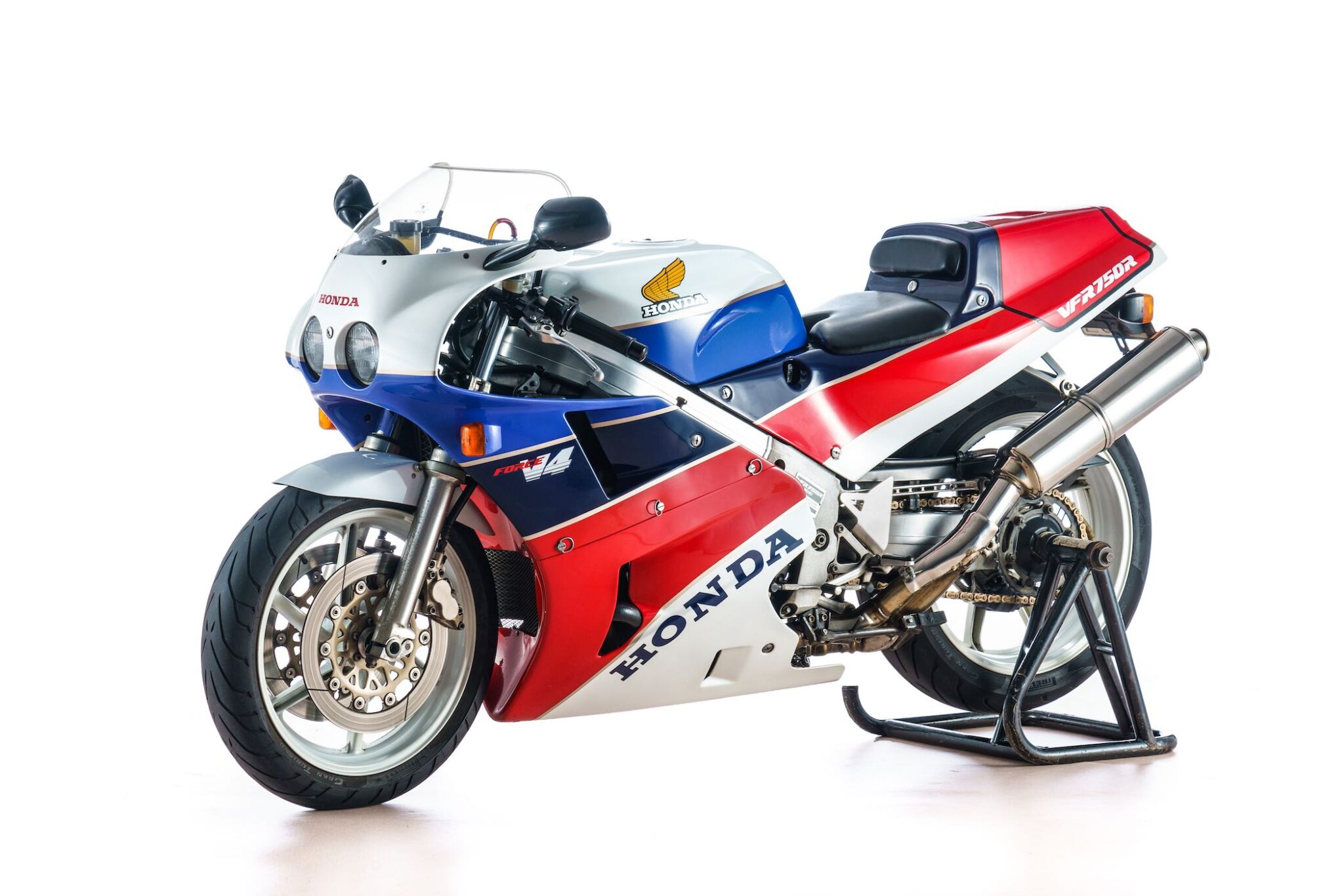 The Petrolhead Corner The Suzuki GSX R 750 Legendary In Every Sense