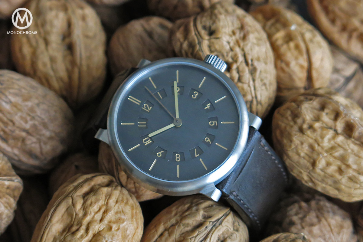 Ochs Und Junior Two Time Zones