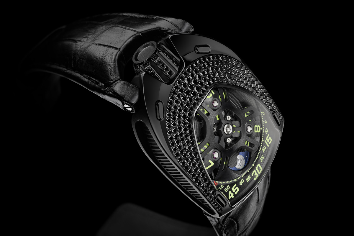 URWERK UR-106 Black Lotus URWERK UR-106 Black Lotus