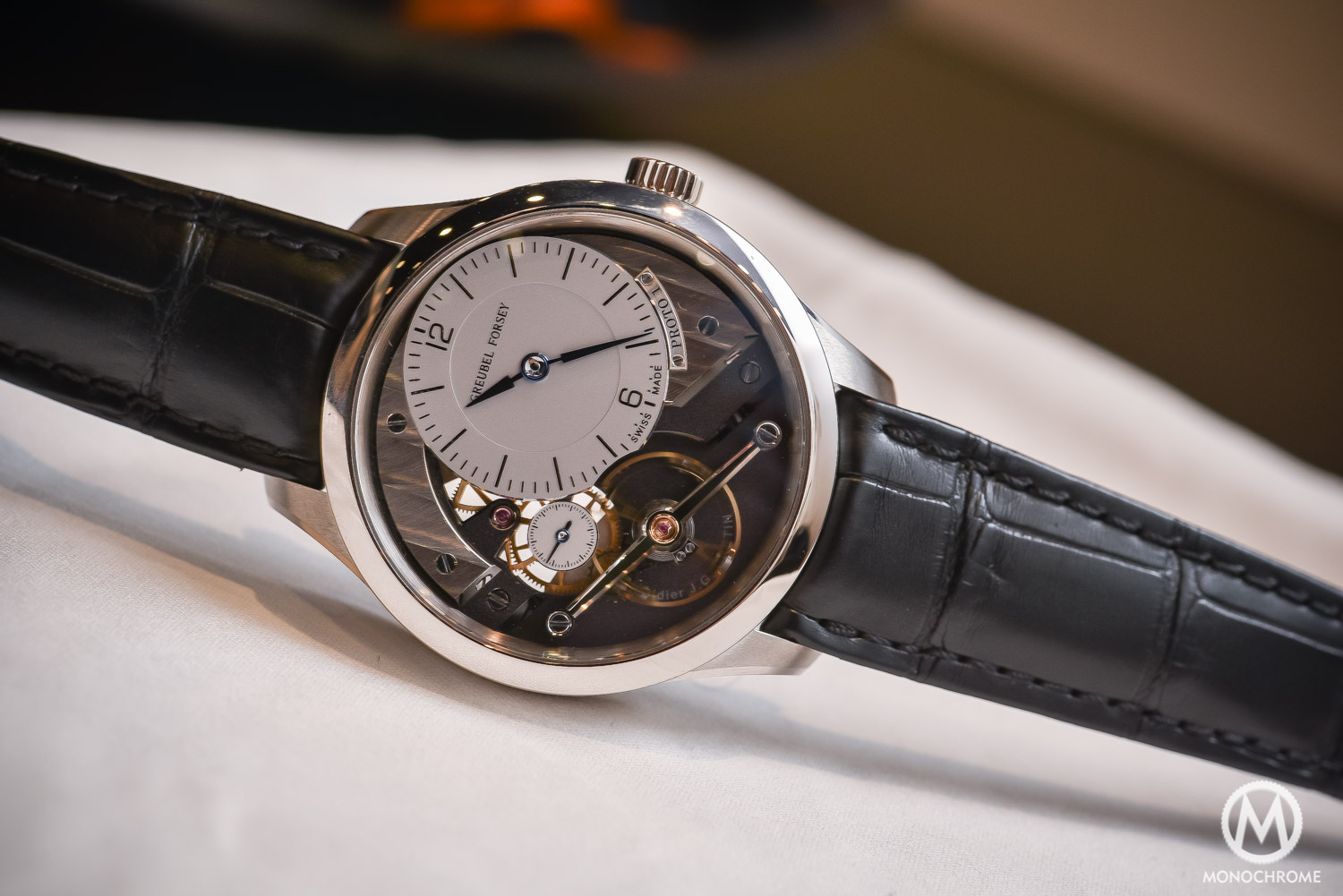 Greubel Forsey Signature 1 - Stainless steel entry level - SIHH 2016 - case