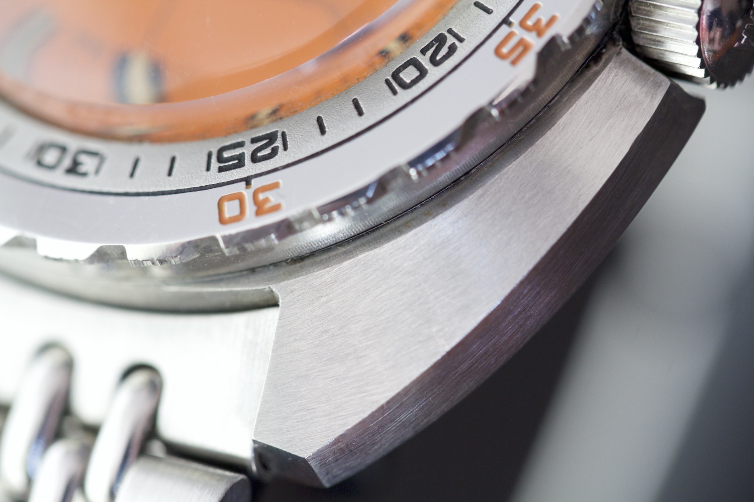 Doxa Sub 300 - historical perspective - vintage review - 9 Doxa Sub 300