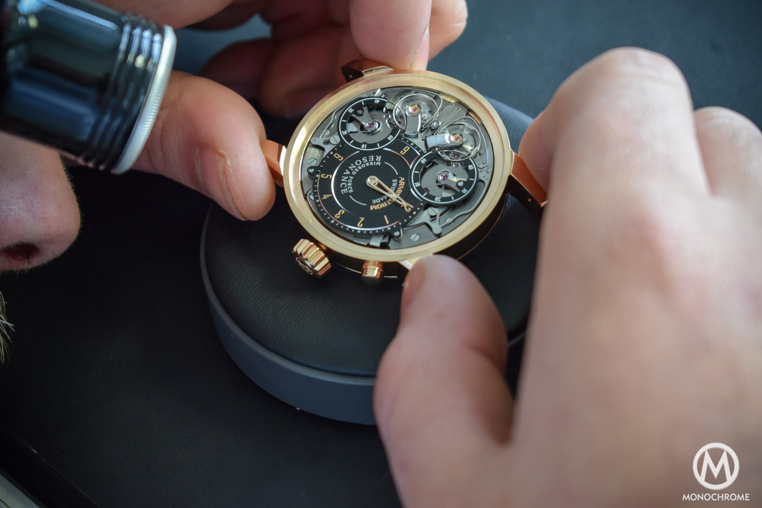 armin-strom-mirrored-force-resonance-review-8 Armin Strom Mirrored Force Resonance