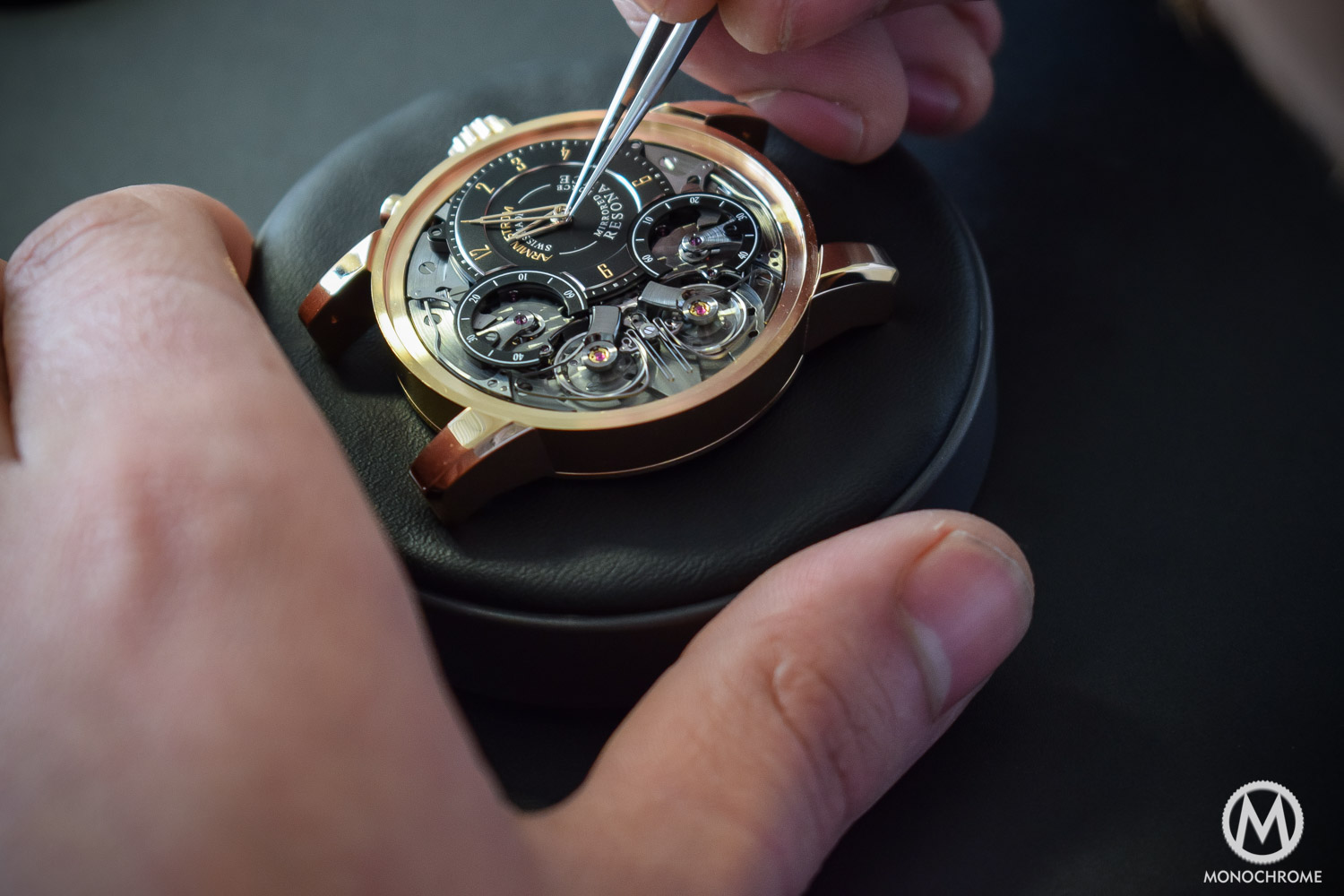 armin-strom-mirrored-force-resonance-review-9 Armin Strom Mirrored Force Resonance