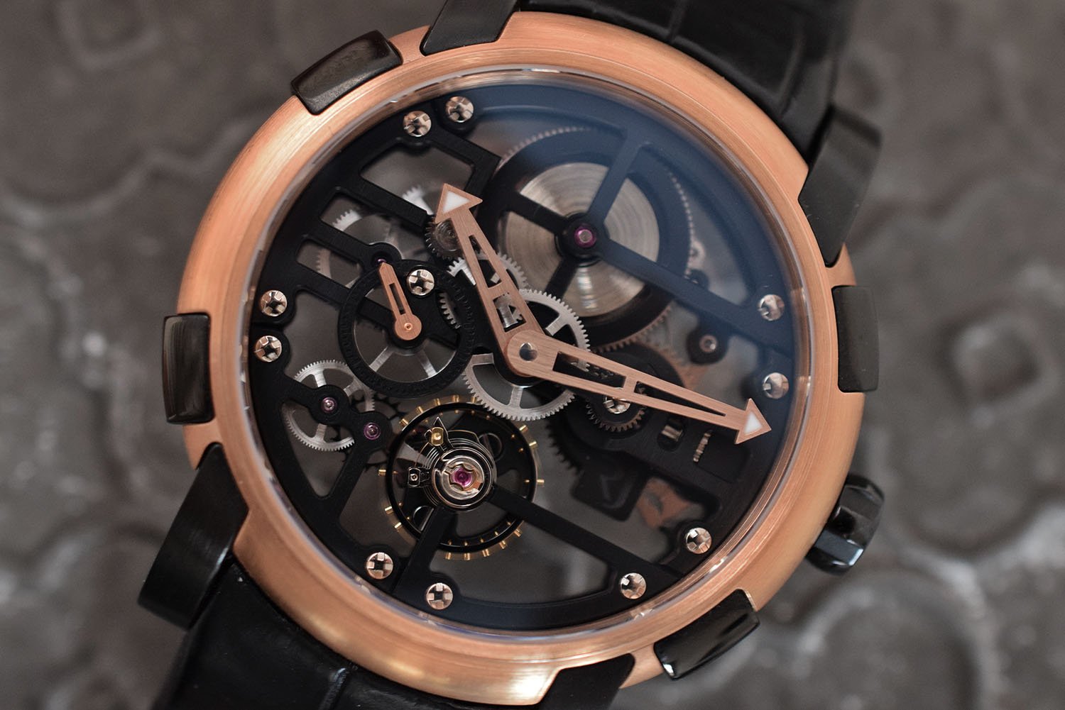 RJ_Romain_Jerome_Skylab_44_Red_12 RJ-Romain Jerome Skylab 44 Red