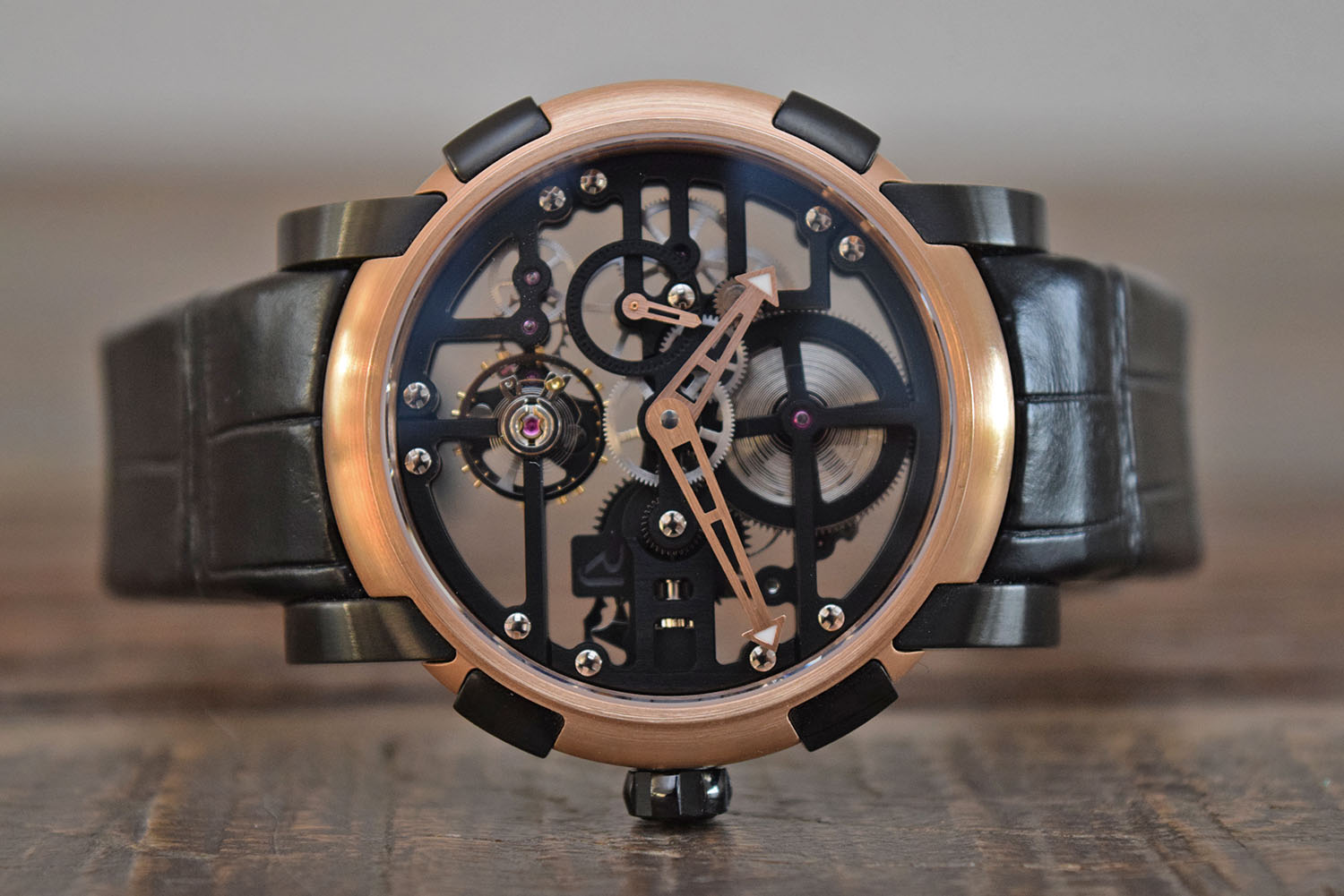 RJ_Romain_Jerome_Skylab_44_Red_22 RJ-Romain Jerome Skylab 44 Red