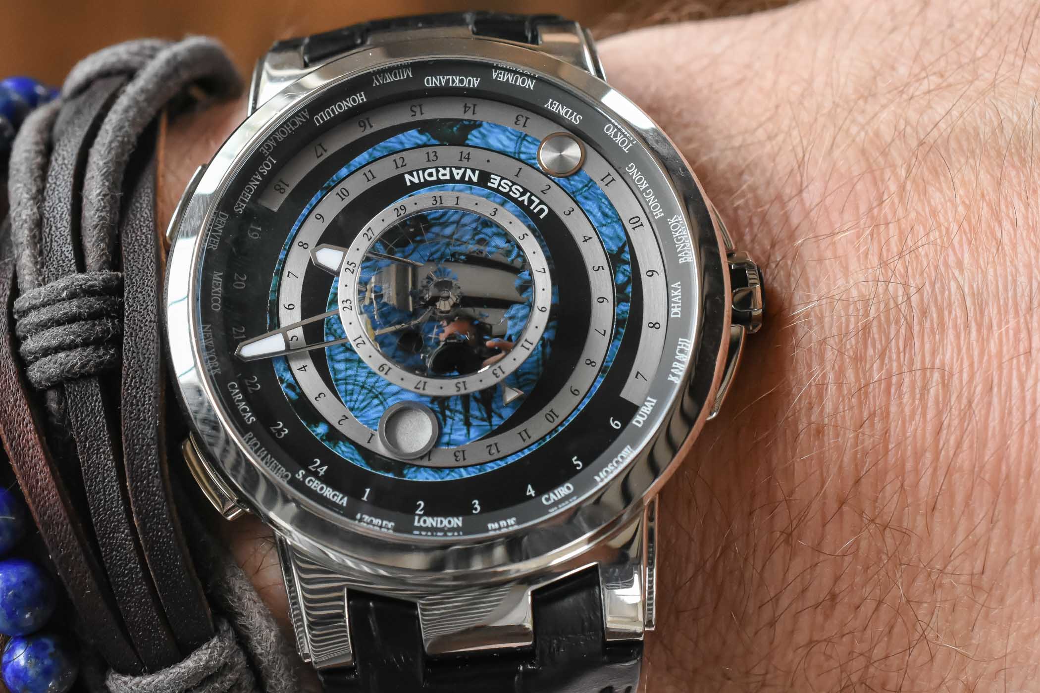 Ulysse Nardin Executive Moonstruck Worldtimer - 1 Ulysse Nardin Executive Moonstruck Worldtimer
