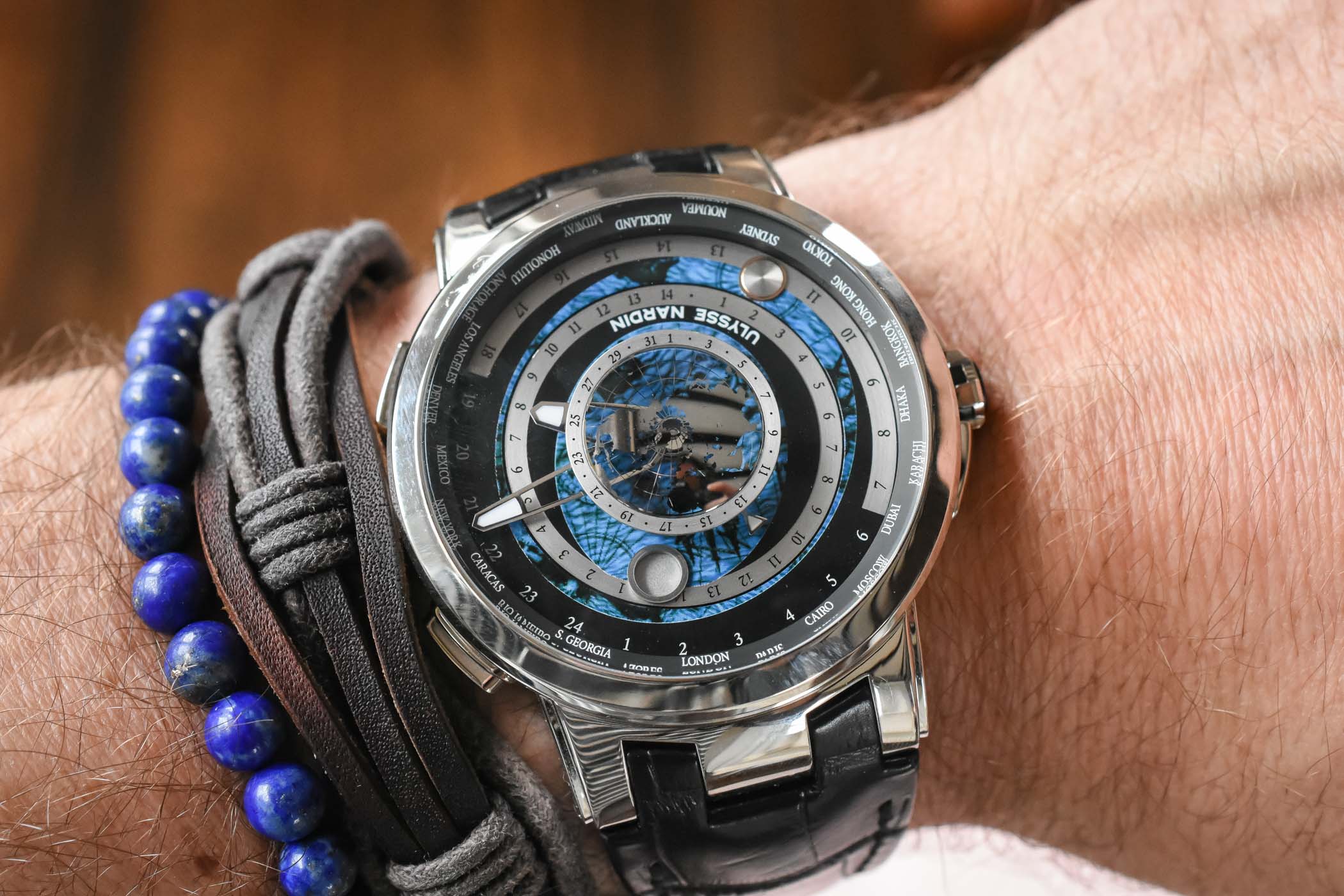 Ulysse Nardin Executive Moonstruck Worldtimer - 2 Ulysse Nardin Executive Moonstruck Worldtimer