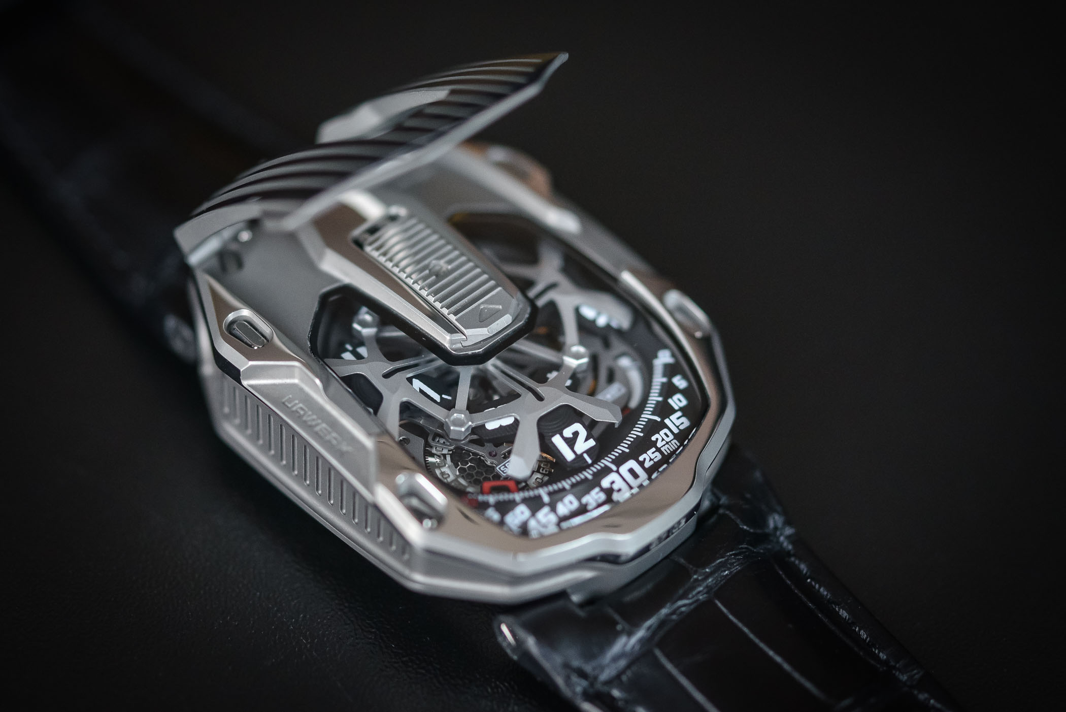 Urwerk UR-105 CT Streamliner - 6 Urwerk UR-105 CT Streamliner