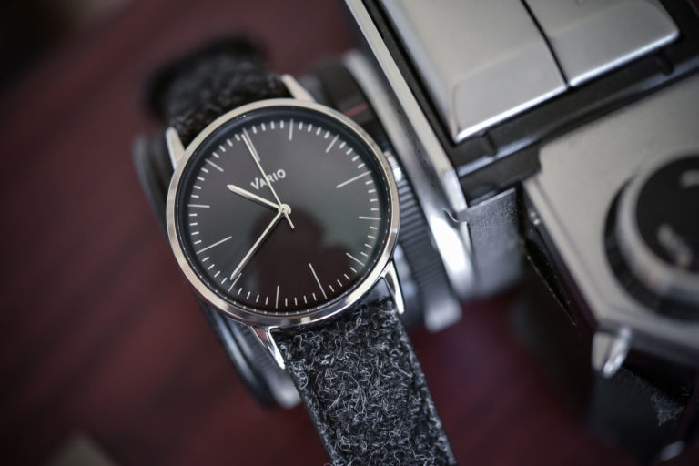 Vario Eclipse Watch hands-on