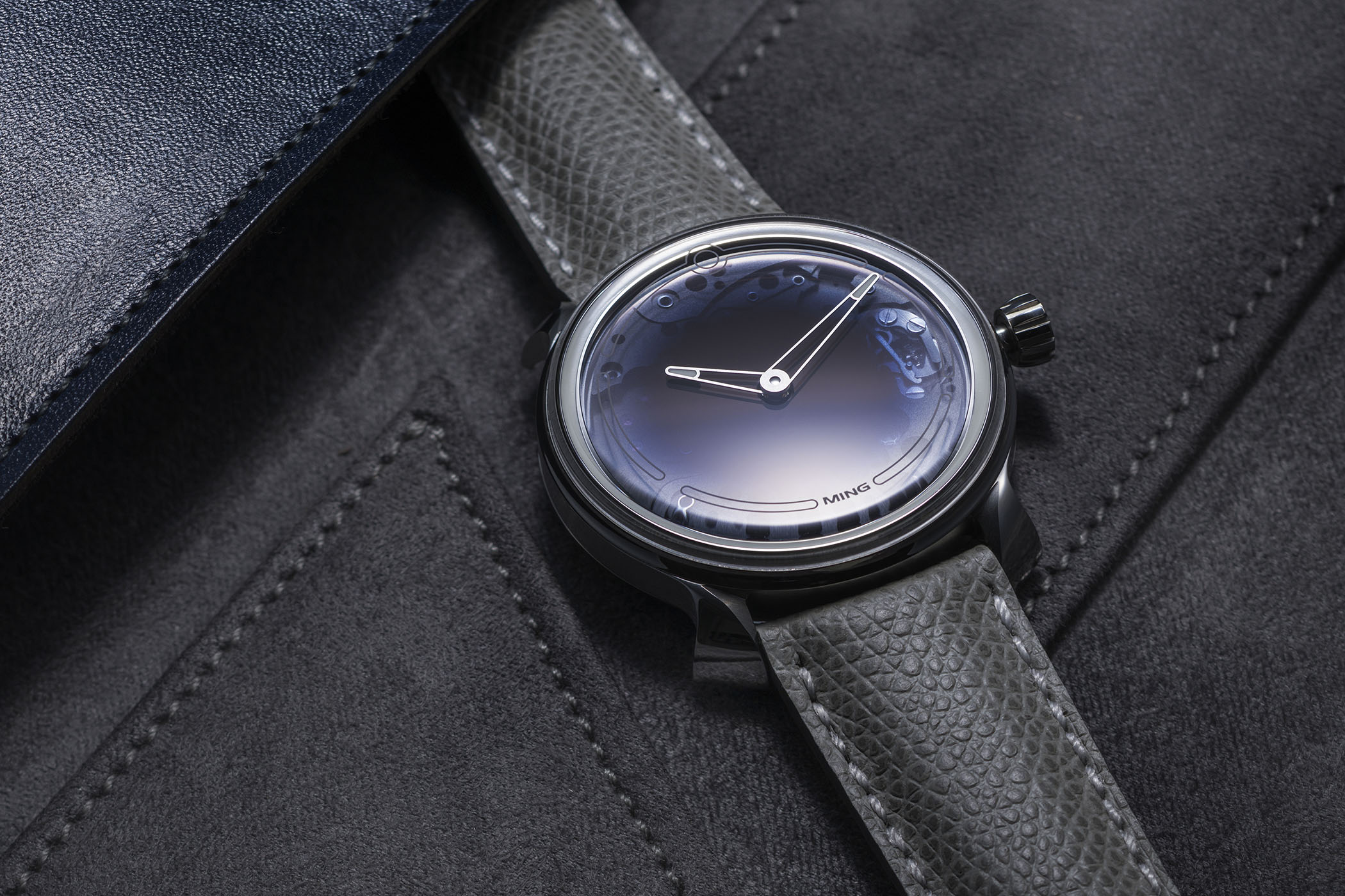 MING 19.01 With Exclusive Movement By Schwarz Etienne - 2 MING 19.01 With Exclusive Movement By Schwarz Etienne