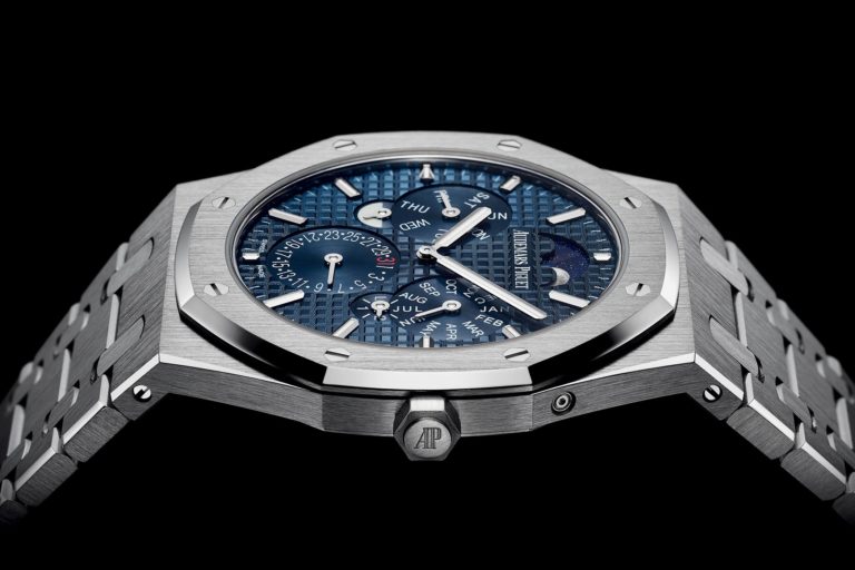 Audemars Piguet Royal Oak RD#2 thinnest Perpetual Calendar 26586PT - SIHH 2018