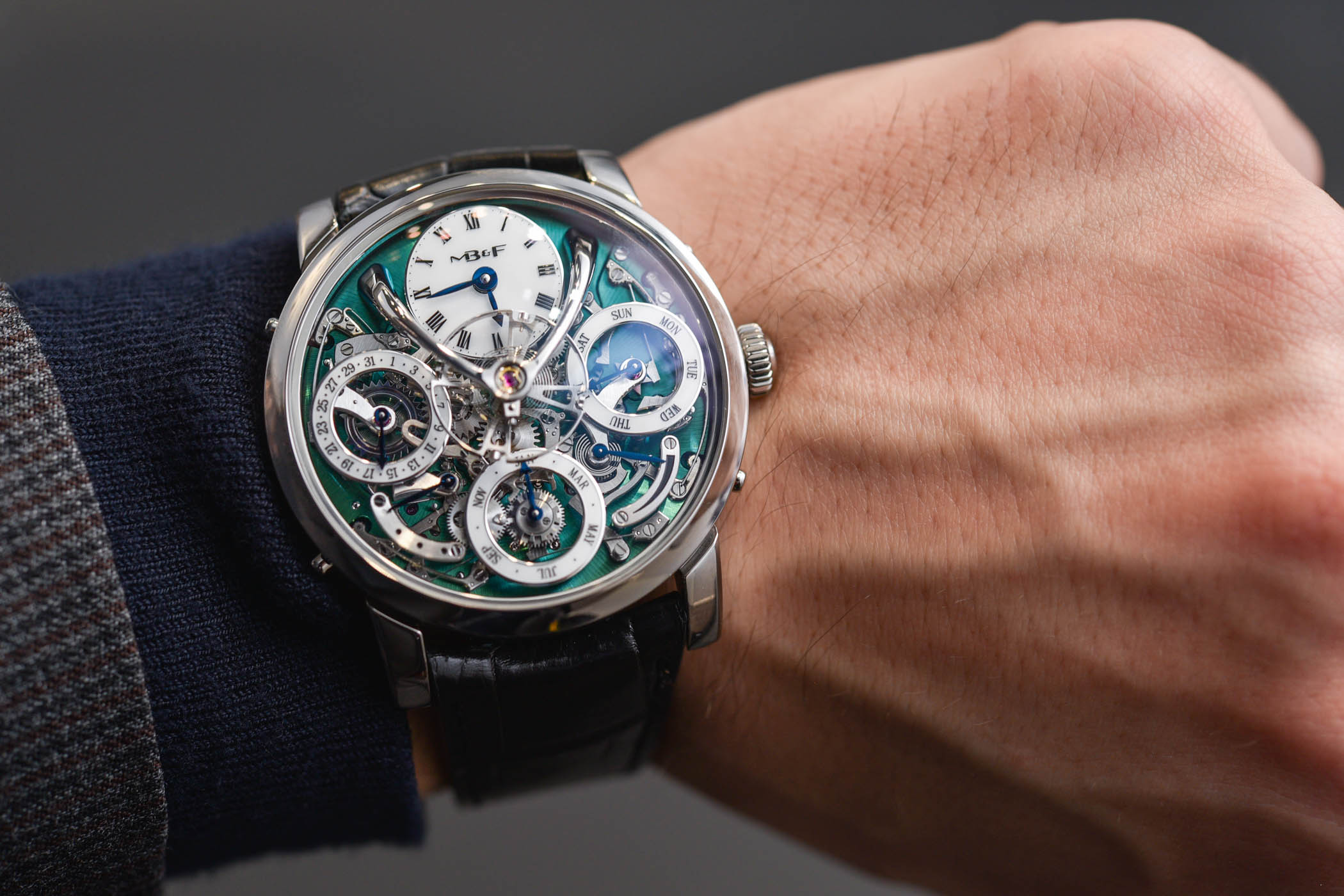 MB&F Legacy Machine Perpetual Titanium - LM Perpetual TI