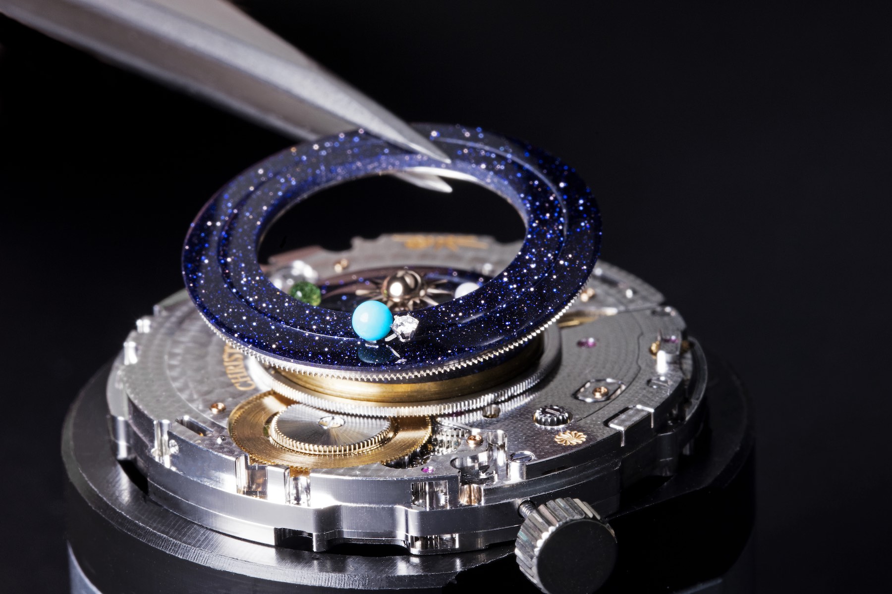 Van Cleef and Arpels Lady Arpels Planetarium - Christiaan van der Klaauw collaboration - 7 Van Cleef and Arpels Lady Arpels Planetarium - Christiaan van der Klaauw collaboration