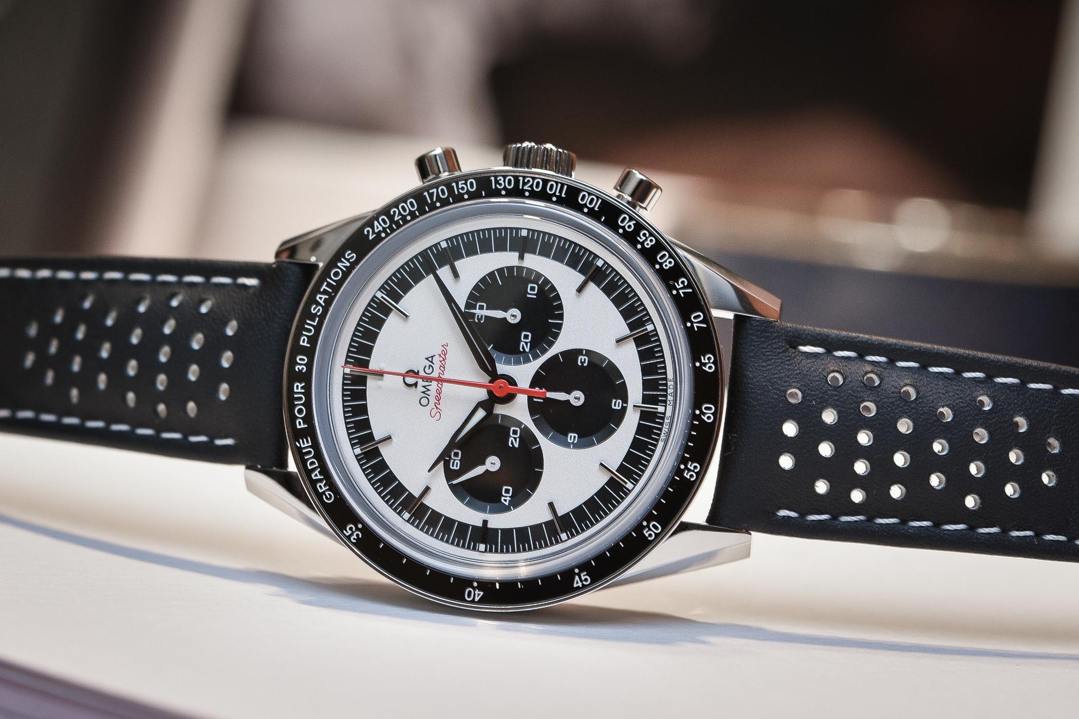Omega Speedmaster CK2998 Pulsometer Panda 311.32.40.30.02.001 - Baselworld 2018 - 5 Omega Speedmaster CK2998 Pulsometer Panda 311.32.40.30.02.001 - Baselworld 2018