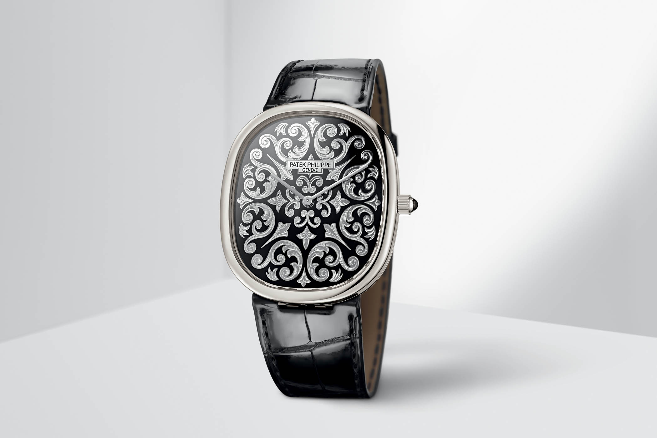 Patek Philippe Golden Ellipse 5738-50P-001 50 years