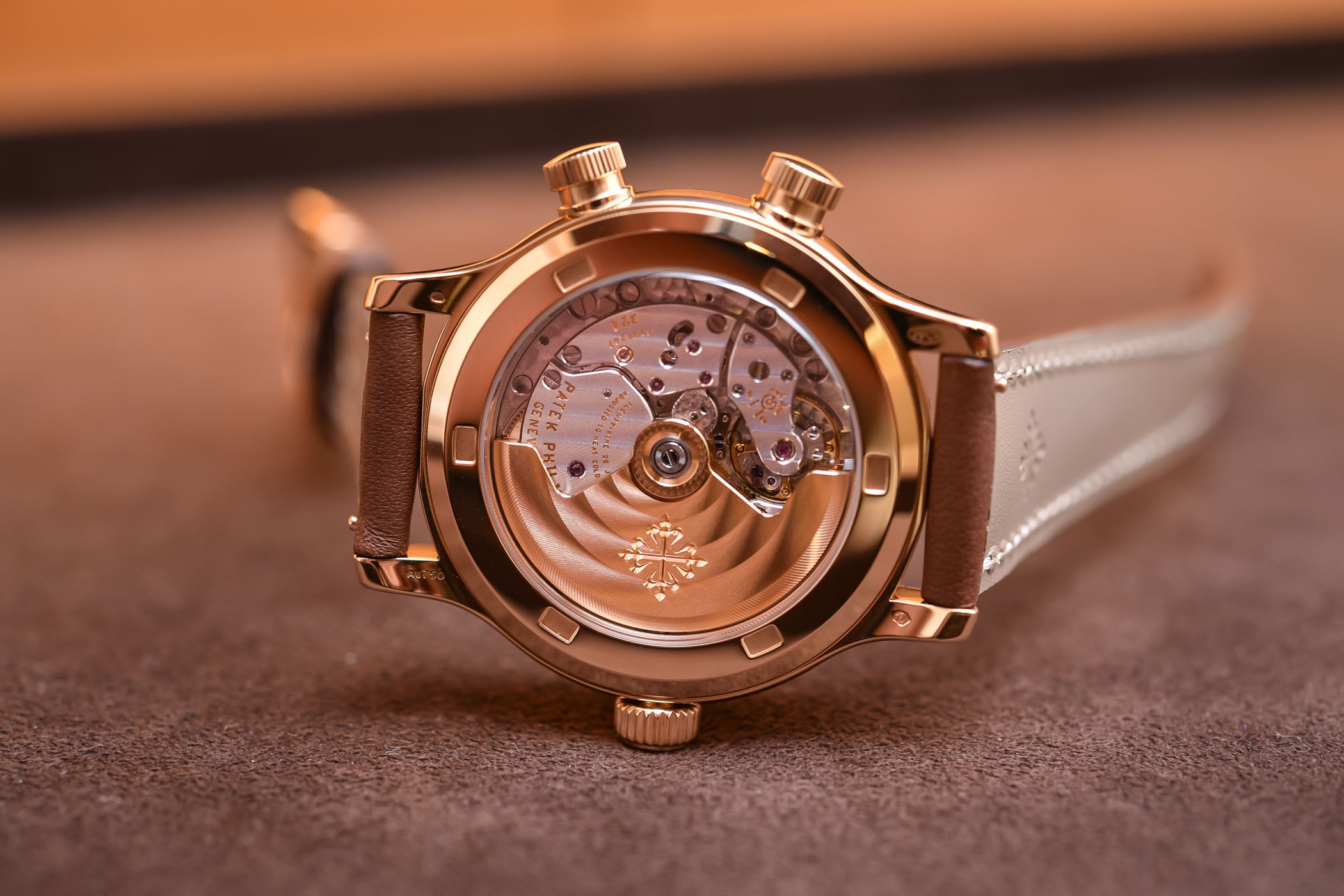 Patek Philippe Calatrava Pilot Travel Time 7234R lady - 2 Patek Philippe Calatrava Pilot Travel Time 7234R lady