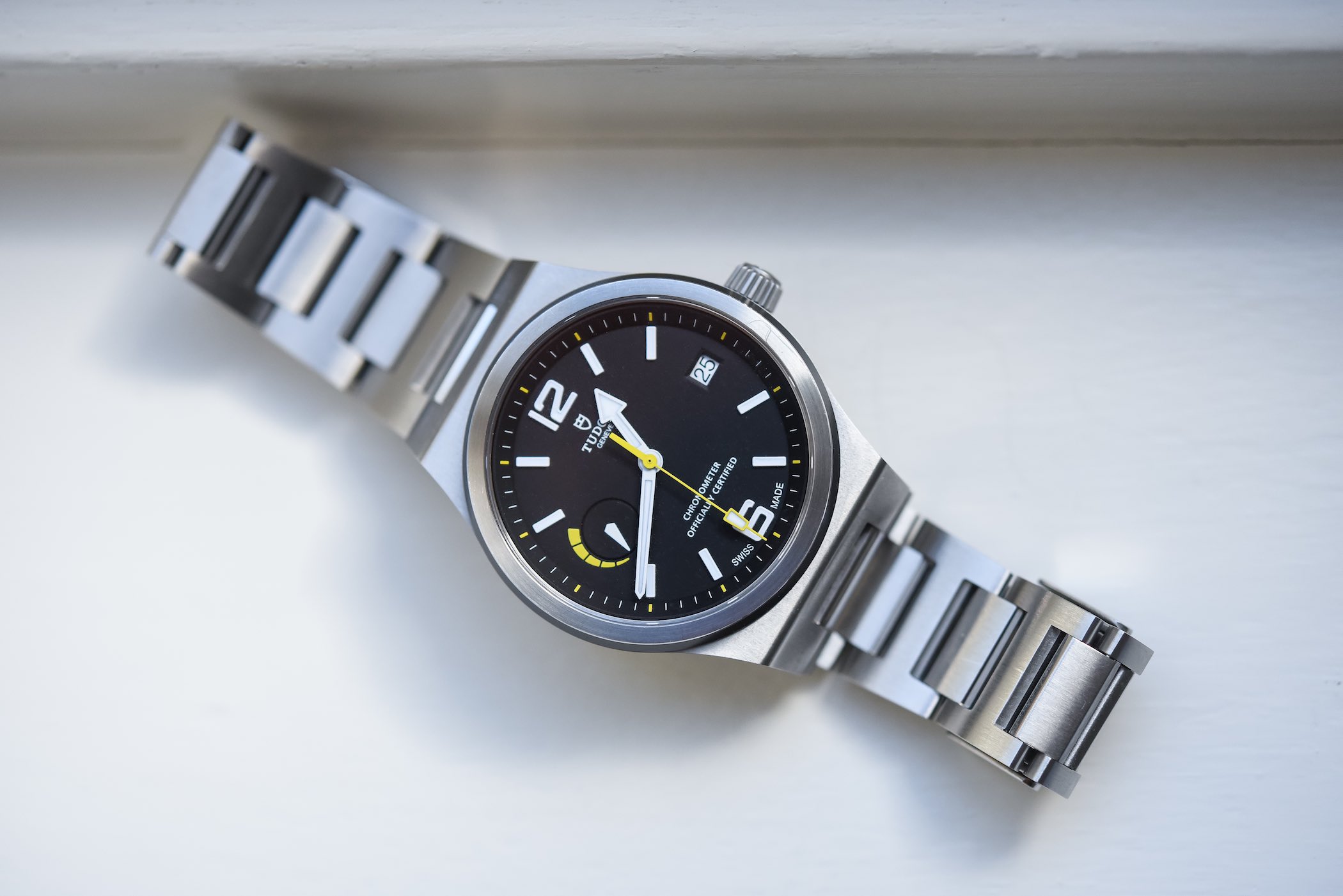 Tudor North Flag M91210N - review