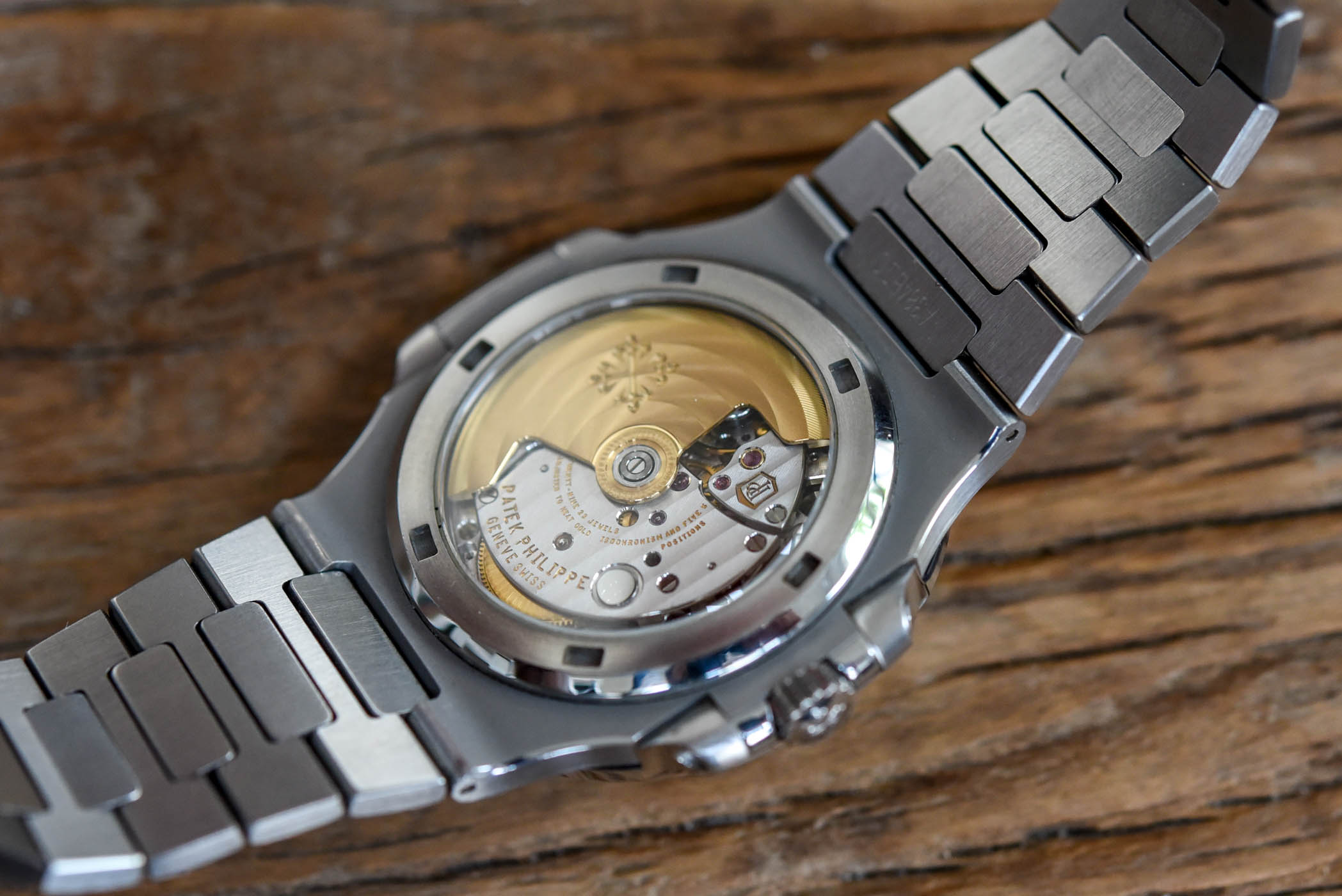 Patek Philippe Nautilus 5711-2305 Patek Philippe Nautilus 5711-