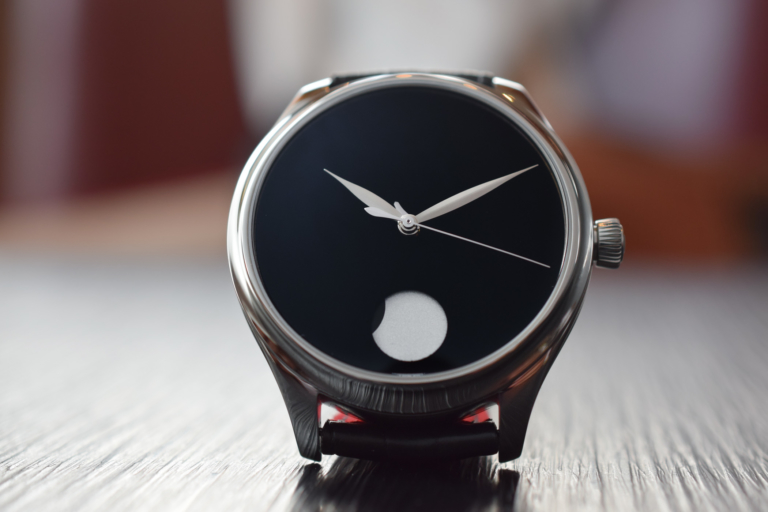 H. Moser & Cie Endeavour Perpetual Moon Concept Vantablack