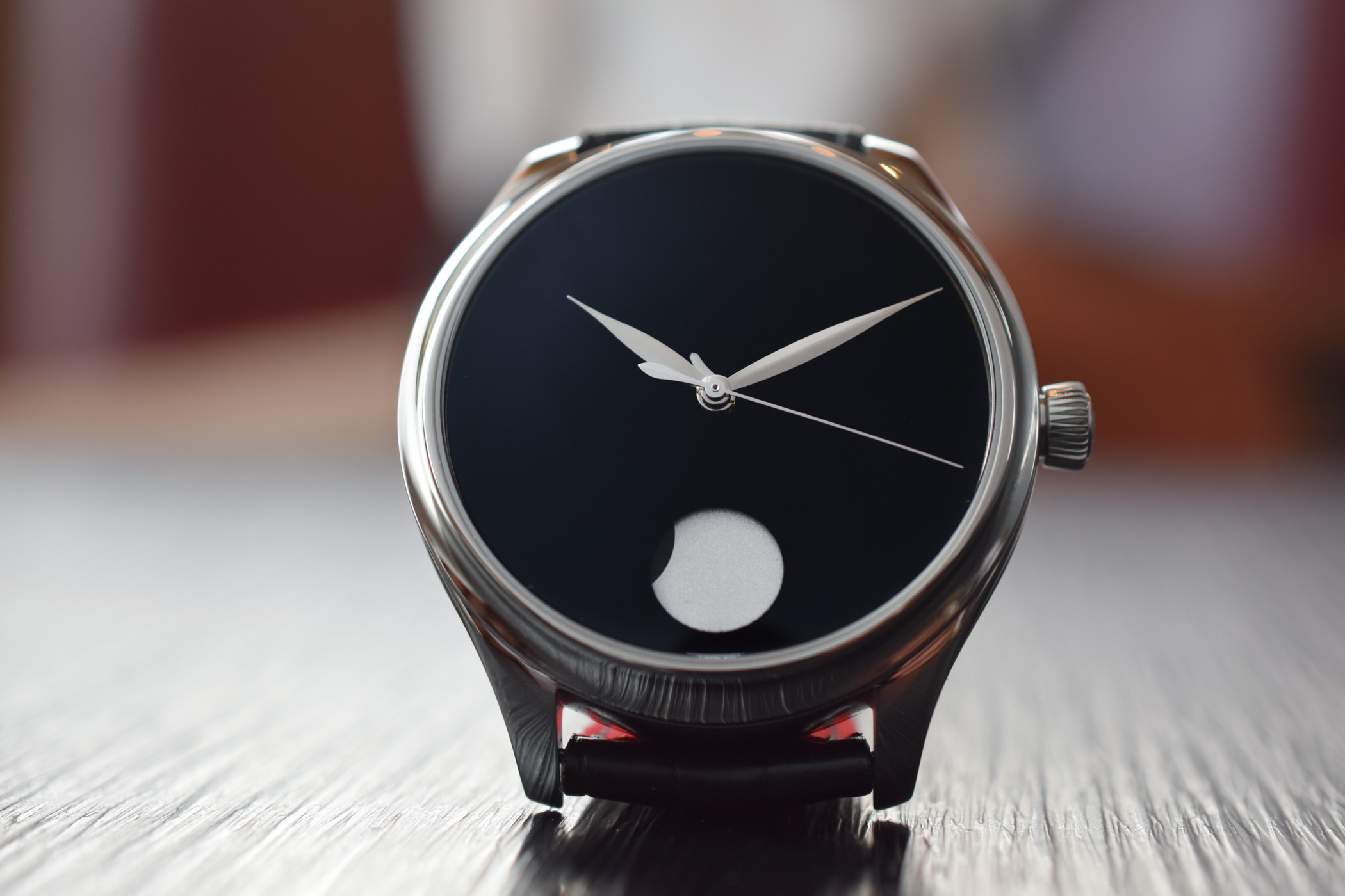 H. Moser & Cie Endeavour Perpetual Moon Concept Vantablack