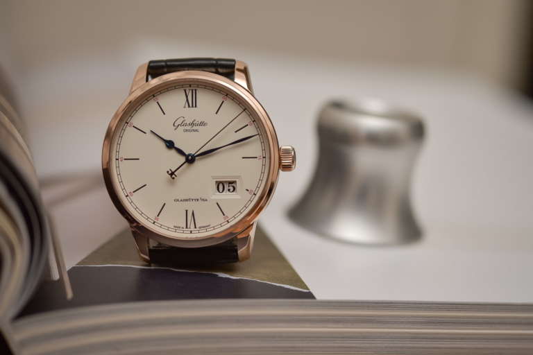 Glashutte Original Senator Excellence Panorama Date Gold 1-36-03-02-05-30