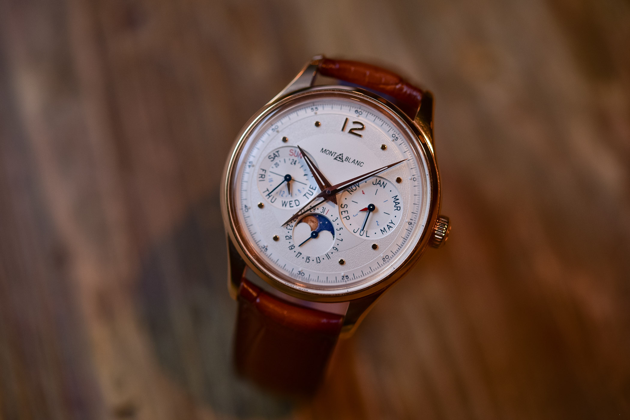 Montblanc Heritage Manufacture Perpetual Calendar LE100 - SIHH 2019 - 2 Montblanc Heritage Manufacture Perpetual Calendar LE100 - SIHH 2019