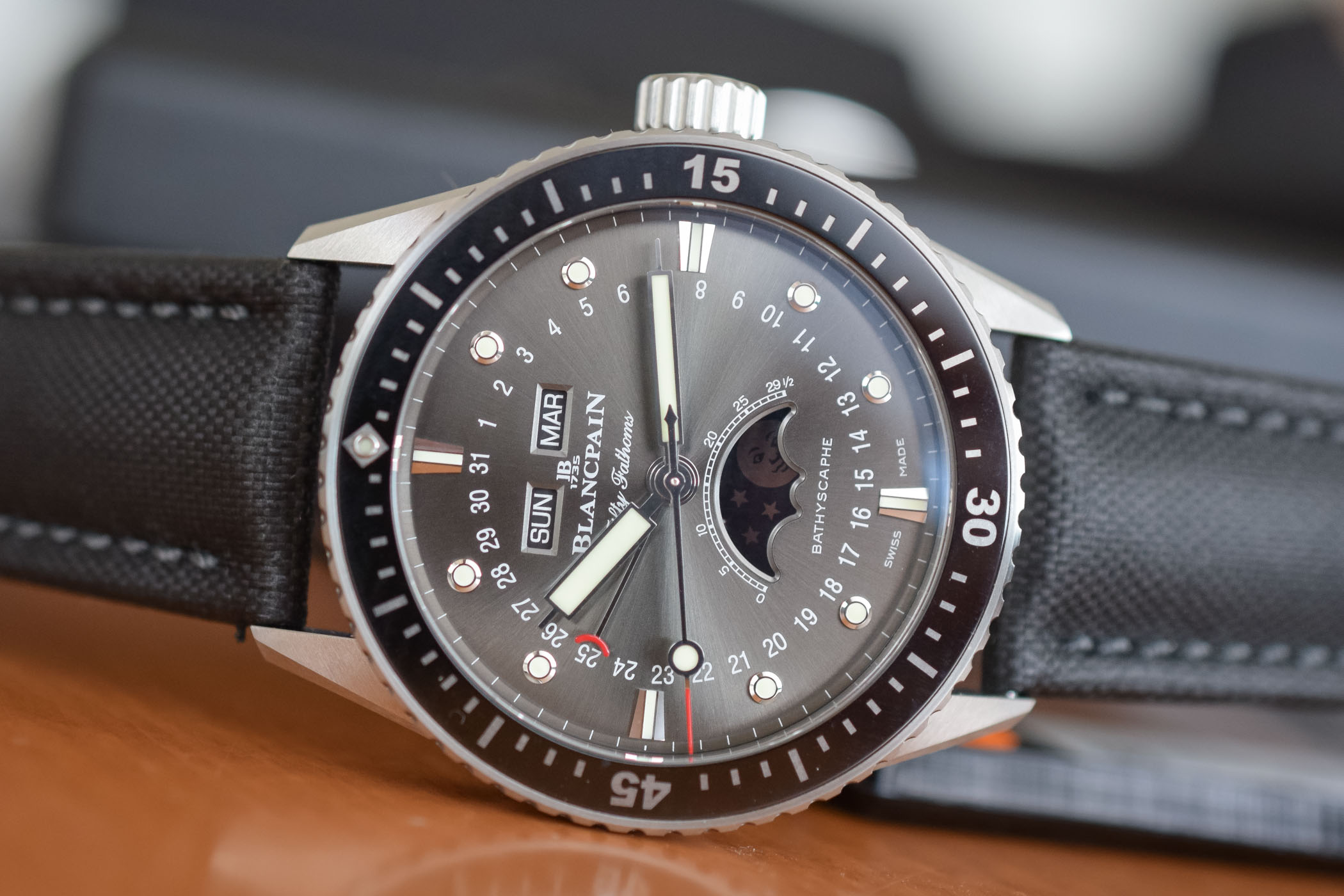 Blancpain Fifty Fathoms Bathyscaphe Quantieme Complet Phase de Lune - review
