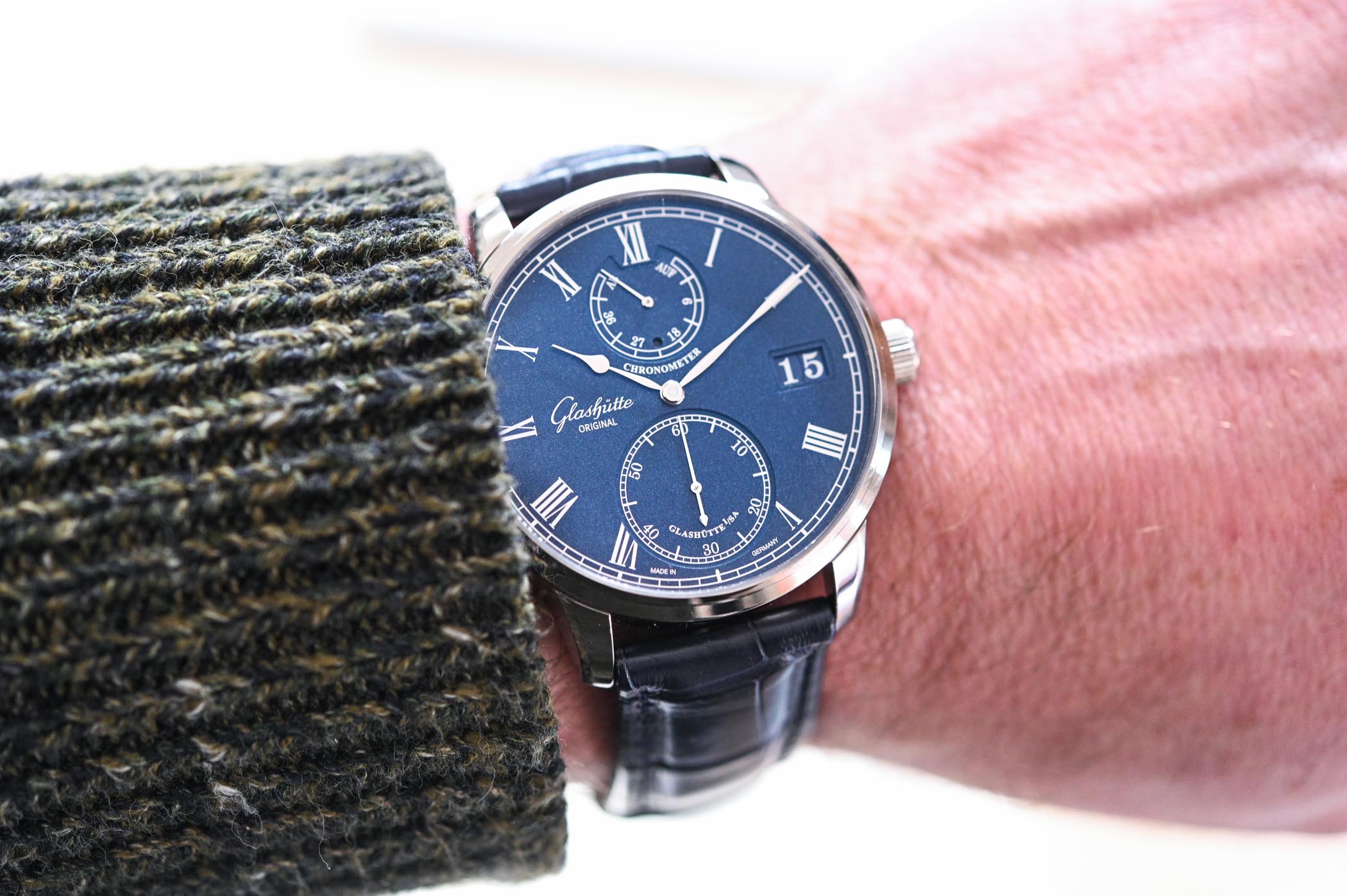 Glashutte Original Senator Chronometer Blue Dial White Gold - Review - 6 Glashutte Original Senator Chronometer Blue Dial White Gold - Review - 6