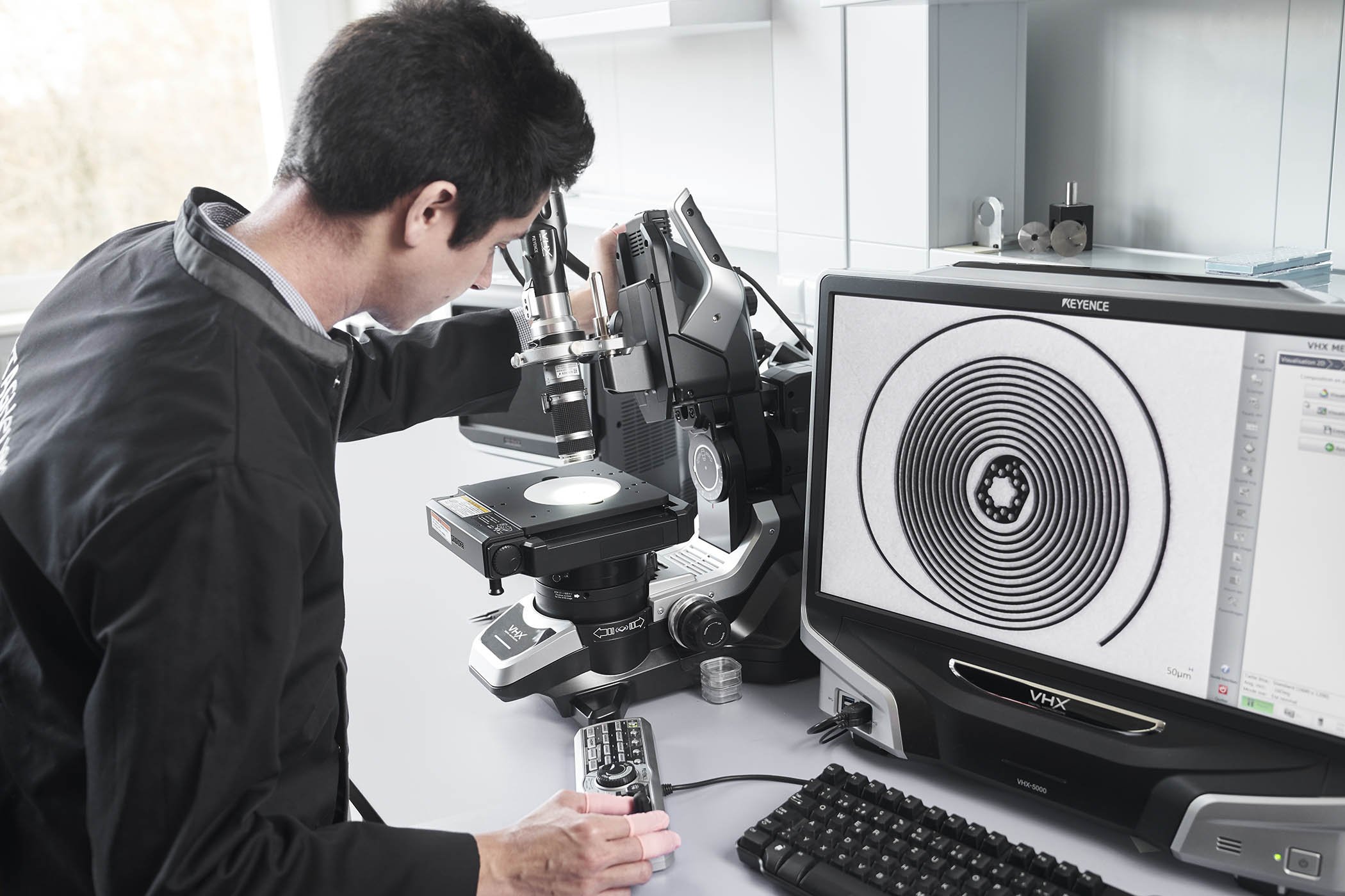 TAG Heuer Carbon Hairspring - 3 TAG Heuer Carbon Hairspring - 3