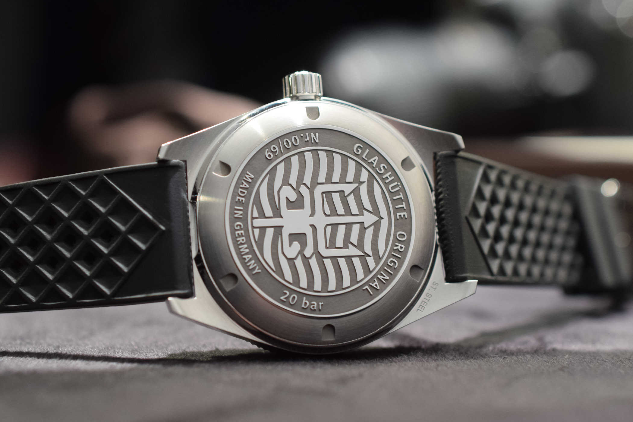 Glashutte Original SeaQ 1969 Limited Edition Dive Watch - 5 Glashutte Original SeaQ 1969 Limited Edition Dive Watch - 5