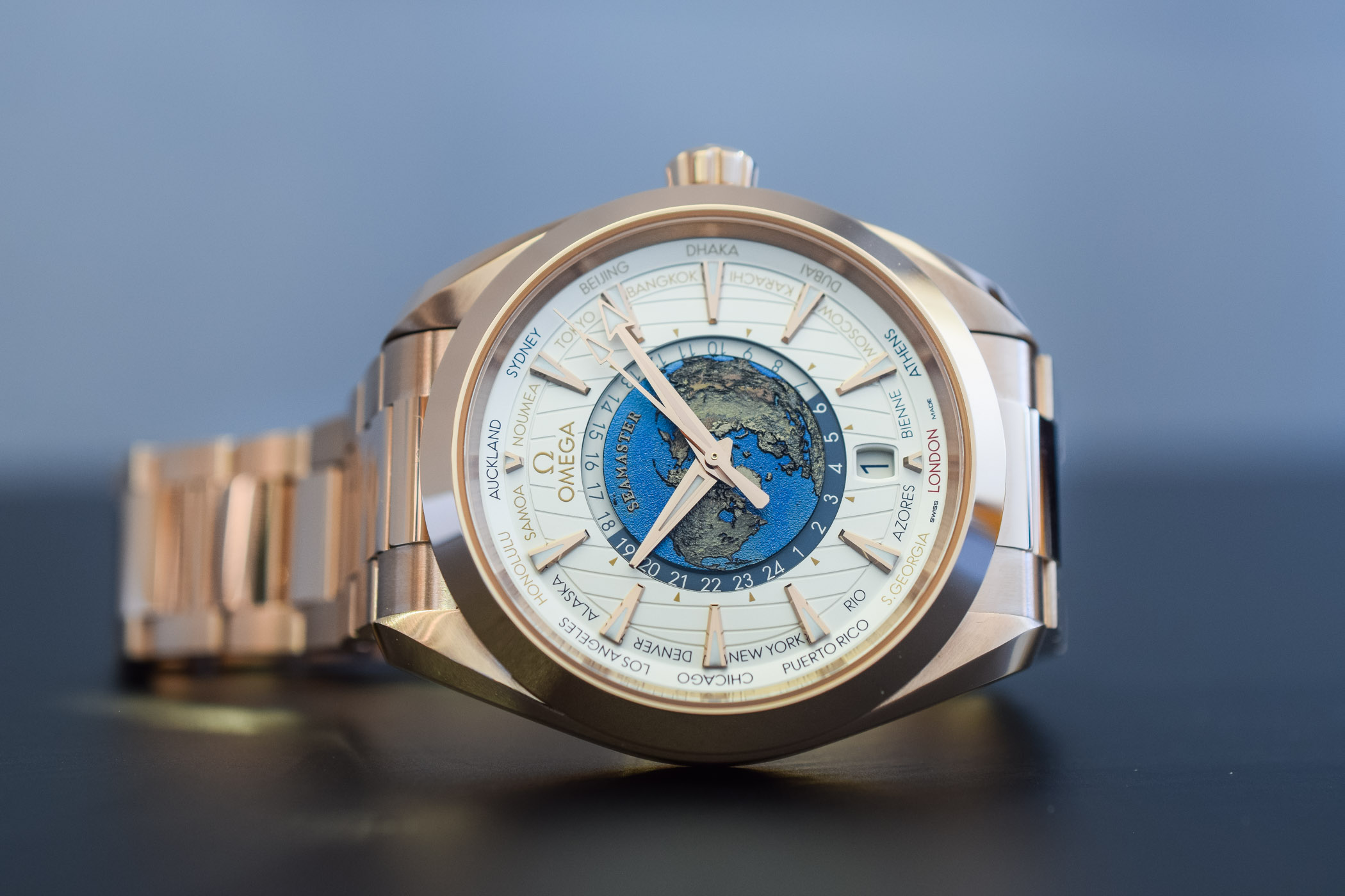 Omega Seamaster Aqua Terra Worldtimer Sedna Gold - 1 Omega Seamaster Aqua Terra Worldtimer
