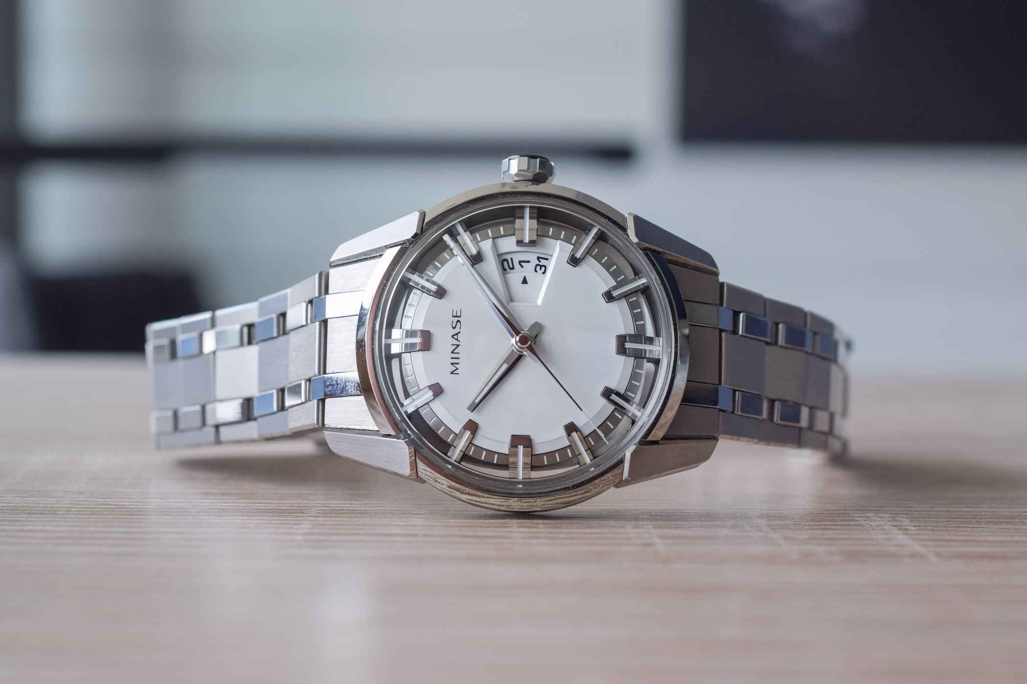 Minase Divido Japanese Watch Hands-On