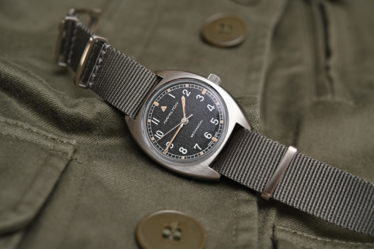 Hamilton Khaki Pilot Pioneer Mechanical - Reedition hamilton W10