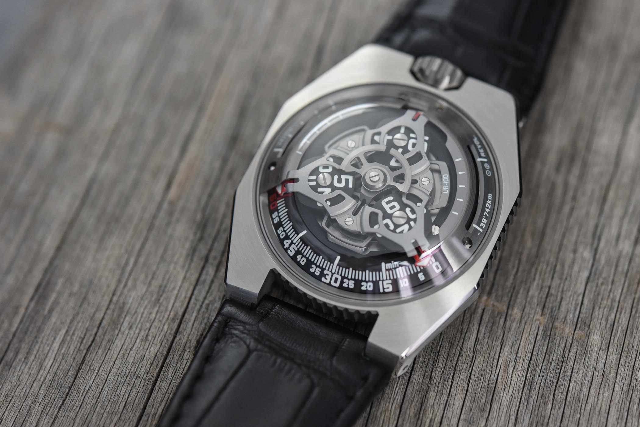 URWERK UR-100 SpaceTime