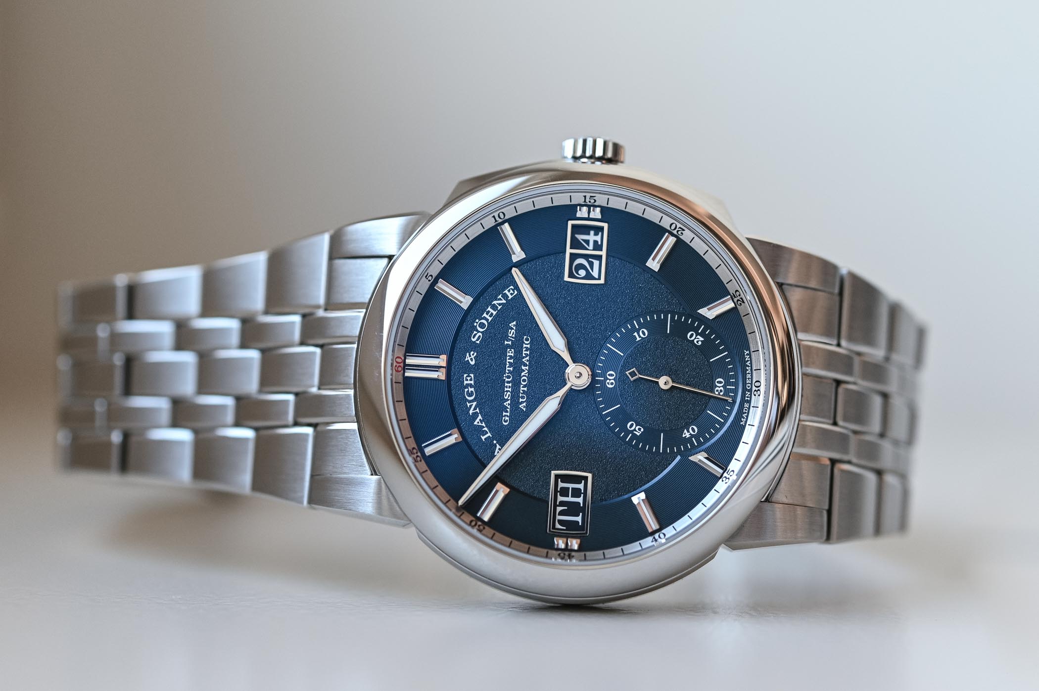 A. Lange and Sohne Odysseus Steel Sports Watch Integrated Bracelet - Review - 11 A. Lange & Söhne Odysseus Steel Sports Watch