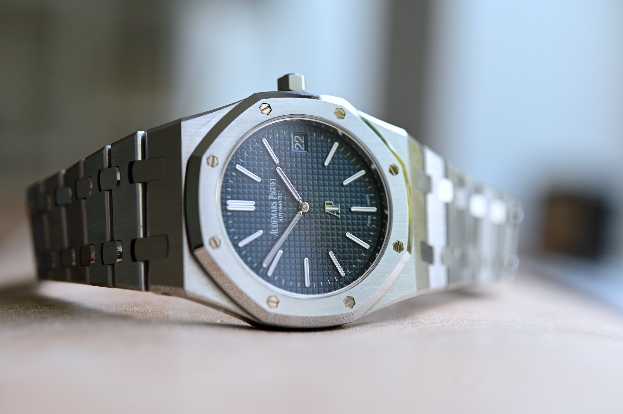 Audemars Piguet Royal Oak Jumbo Extra-Thin 15202ST.OO.1240ST.01