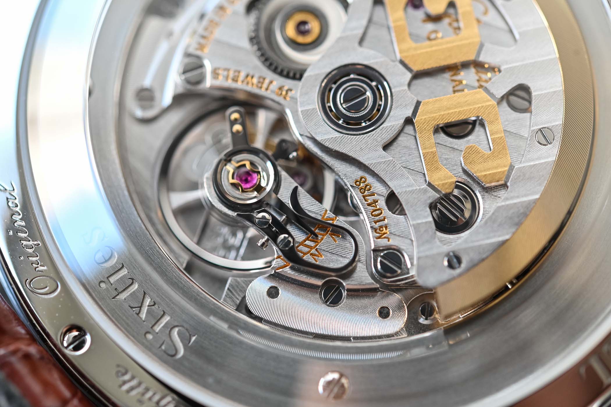 Glashutte Original Sixties Panorama Date Annual Edition Fiery Orange - Review - 10 Glashutte Original Sixties Panorama Date Annual Edition Fiery Orange