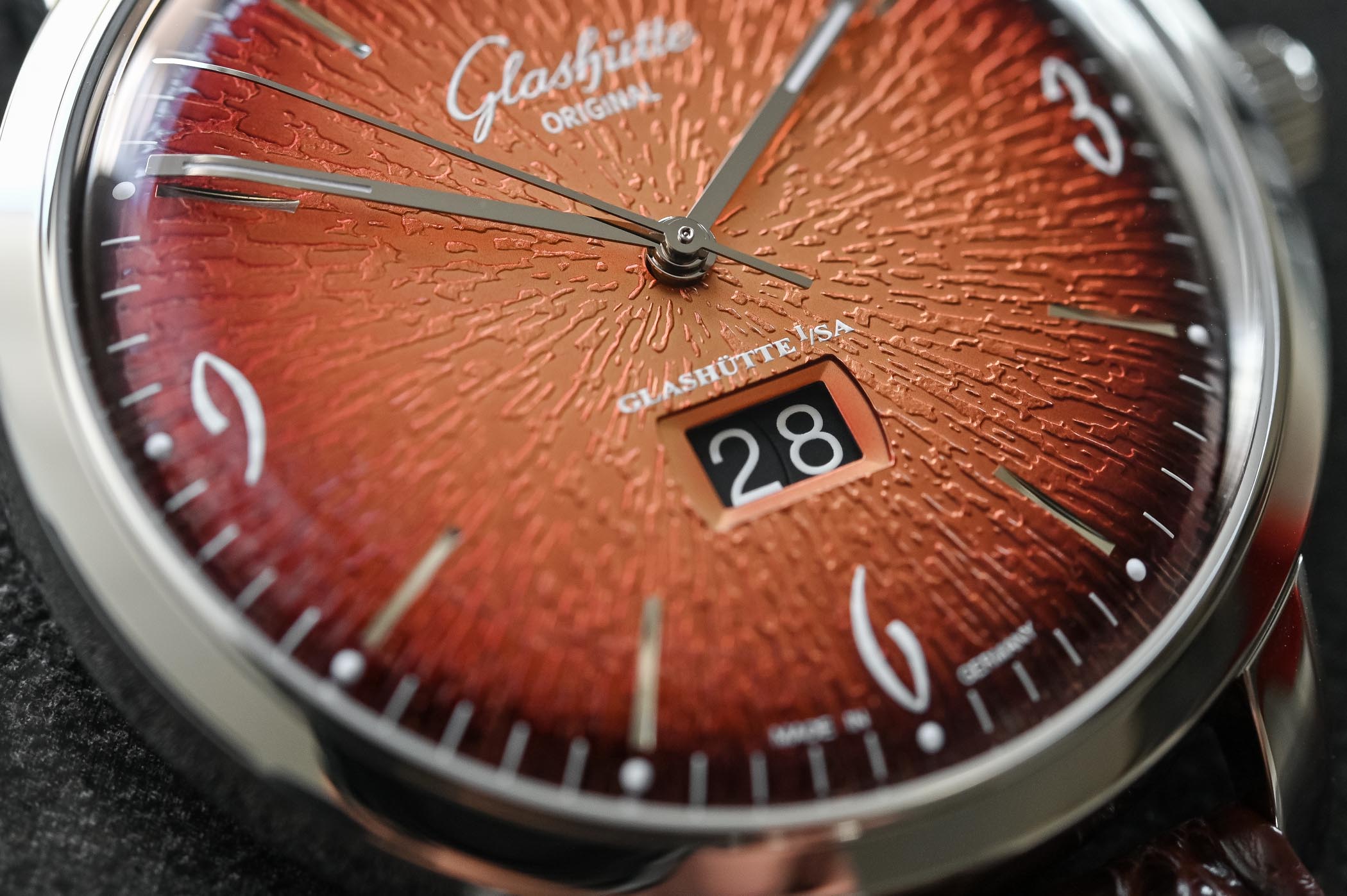 Glashutte Original Sixties Panorama Date Annual Edition Fiery Orange - Review - 5 Glashutte Original Sixties Panorama Date Annual Edition Fiery Orange