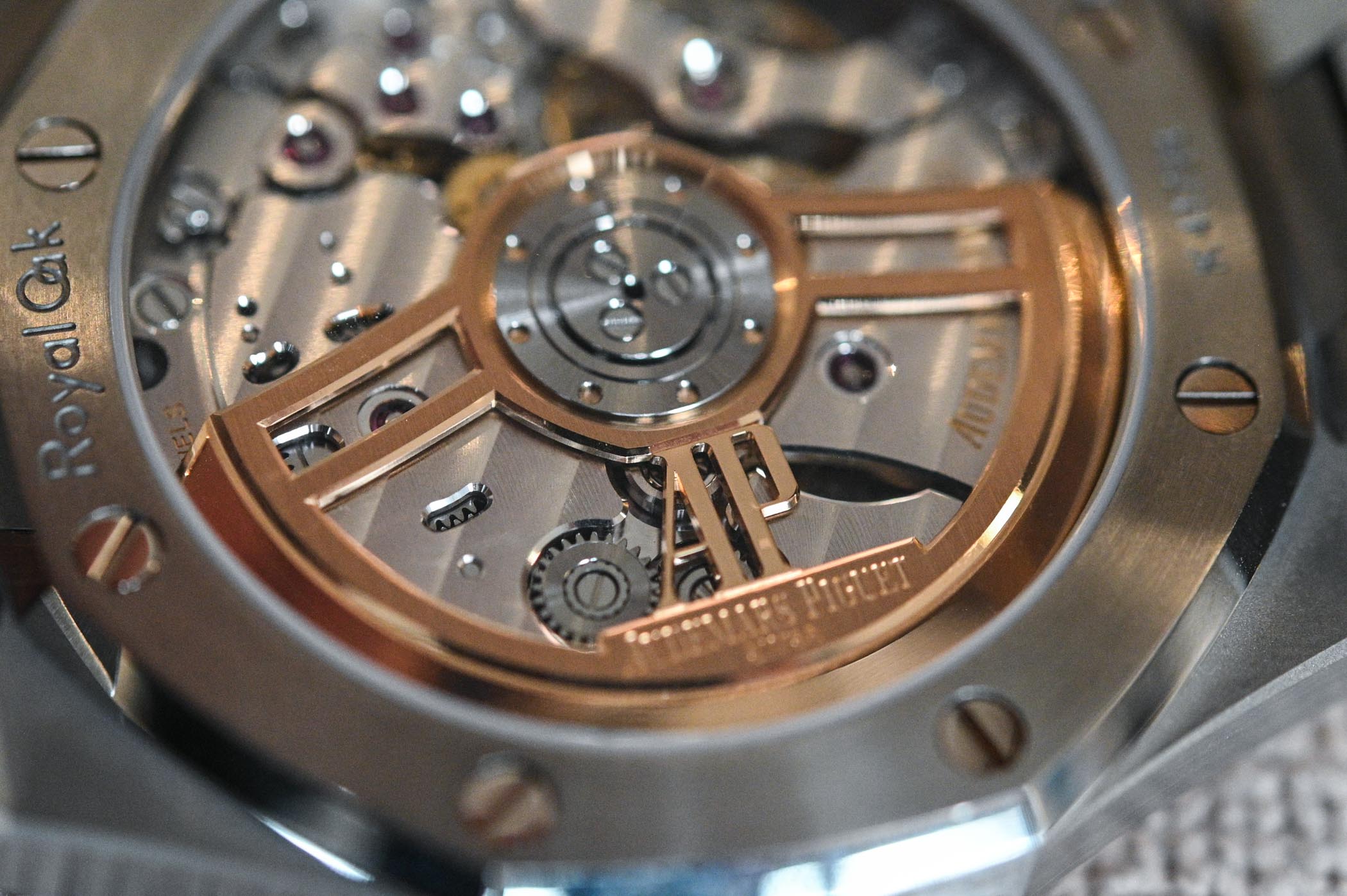 Audemars Piguet Royal Oak 15202 vs 15500 - 3 Audemars Piguet Royal Oak 15202 vs 15500 - 3