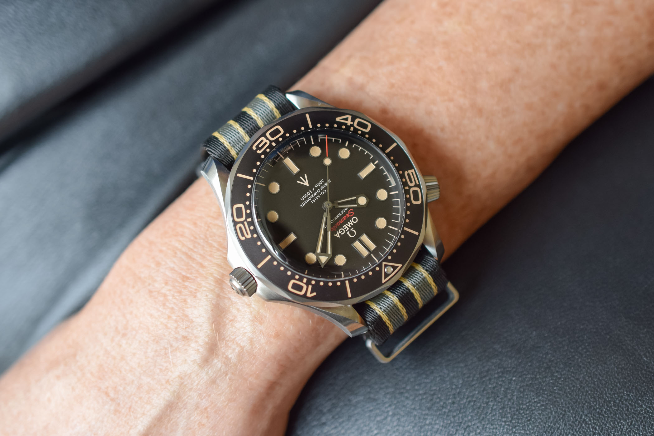 Omega Seamaster Diver 300M 007 Edition 210.90.42.20.01.001 - 1 Omega Seamaster Diver 300M 007 Edition 210.92.42.20.01.001