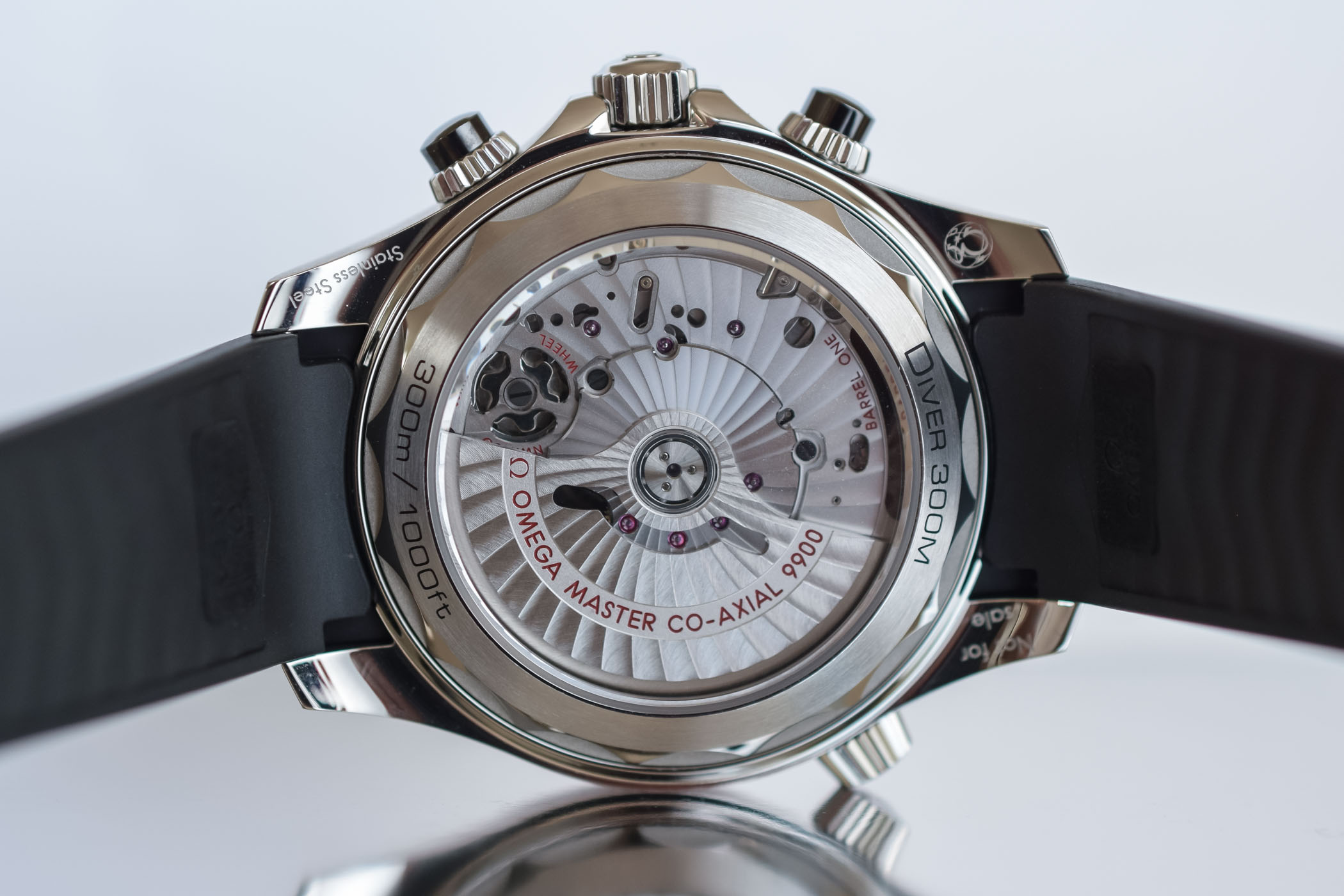 Omega Seamaster Diver 300M Chronograph Master Chronometer - 210.32.44.51.01.001 - Review - 2 Omega Seamaster Diver 300M Chronograph Master Chronometer - 210.32.44.51.01.001