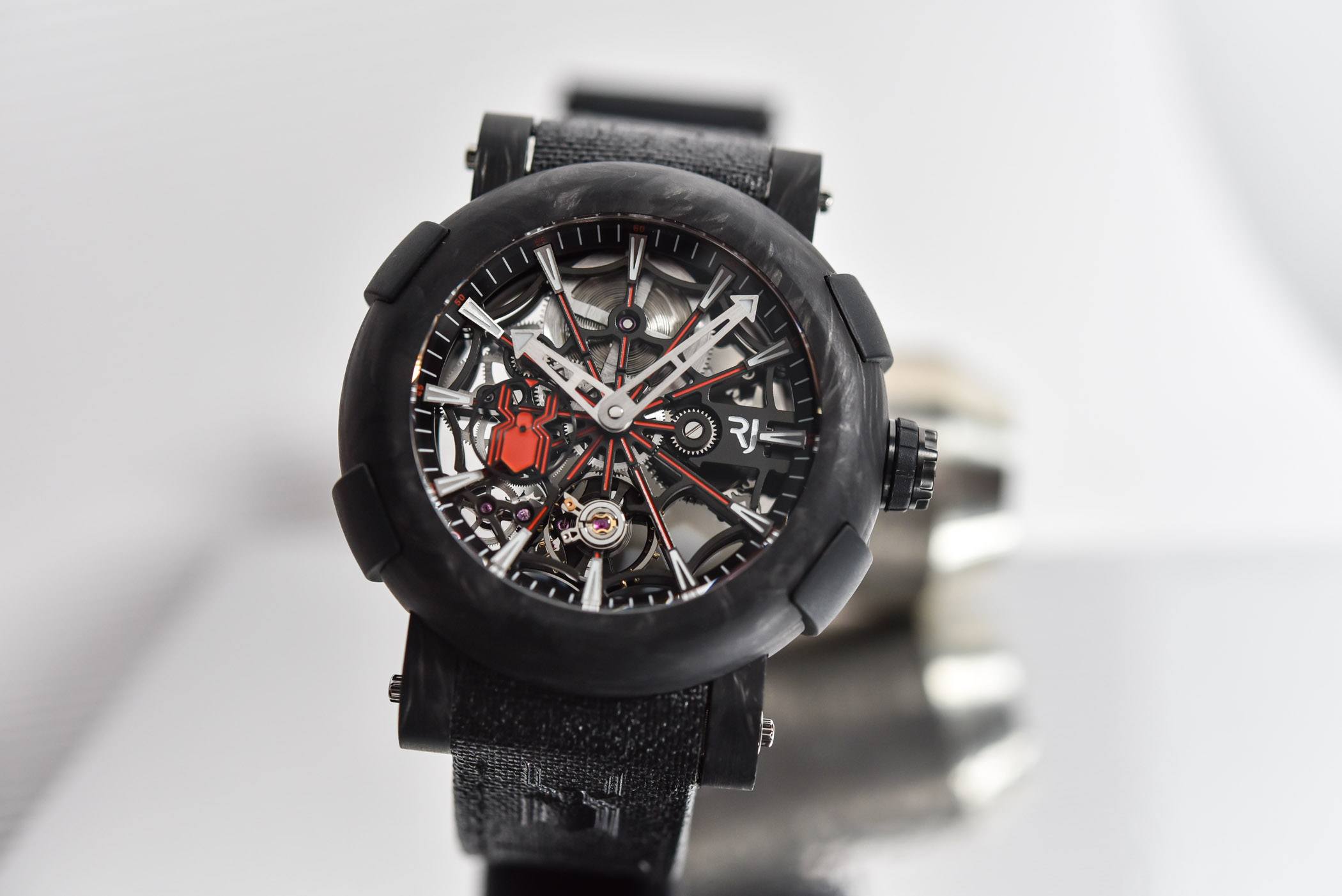 RJ ARRAW Spider-Man Carbon Skeleton