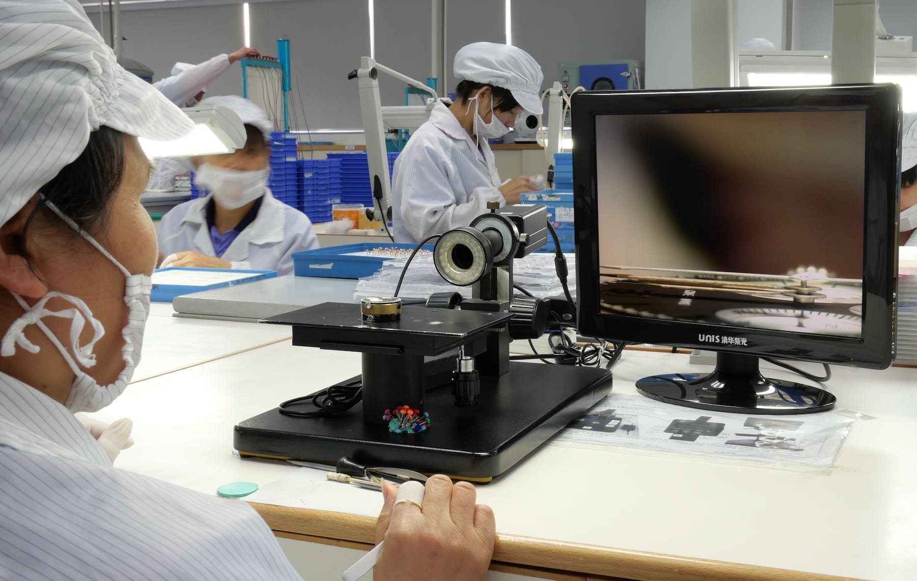 hands placemetn check dan henry watches hands placemetn check dan henry watches