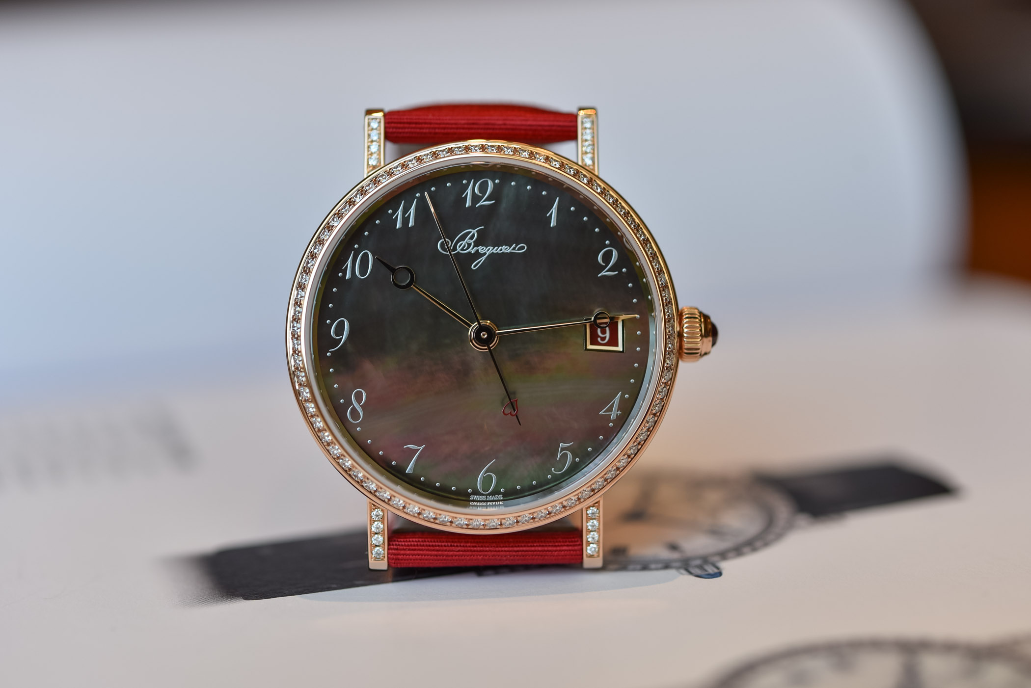 Breguet Classique Dame 9065 Tahitian Mother-of-Pearl Tender Dreams - 7 Breguet Classique Dame 9065 Tahitian Mother-of-Pearl Tender Dreams