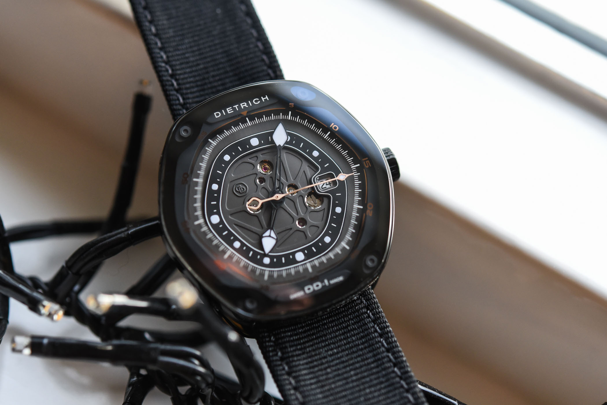 Dietrich Device 1 (DD-1) Review // Value Proposition (Specs & Price)