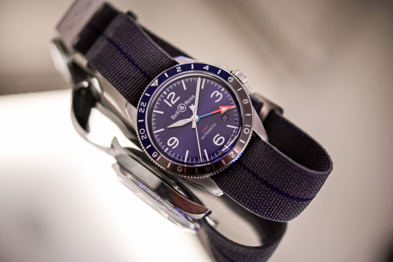 Bell & Ross BR V2-93 GMT Blue