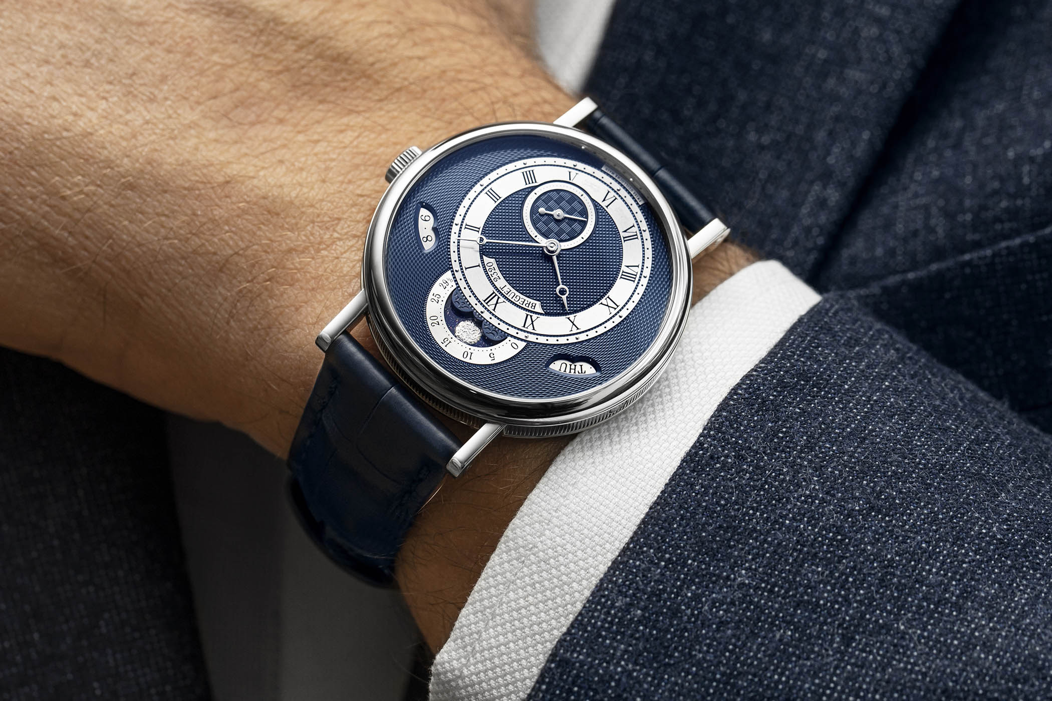 New 2020 Models of the Breguet Classique 7337 Calendar & Moon // Price