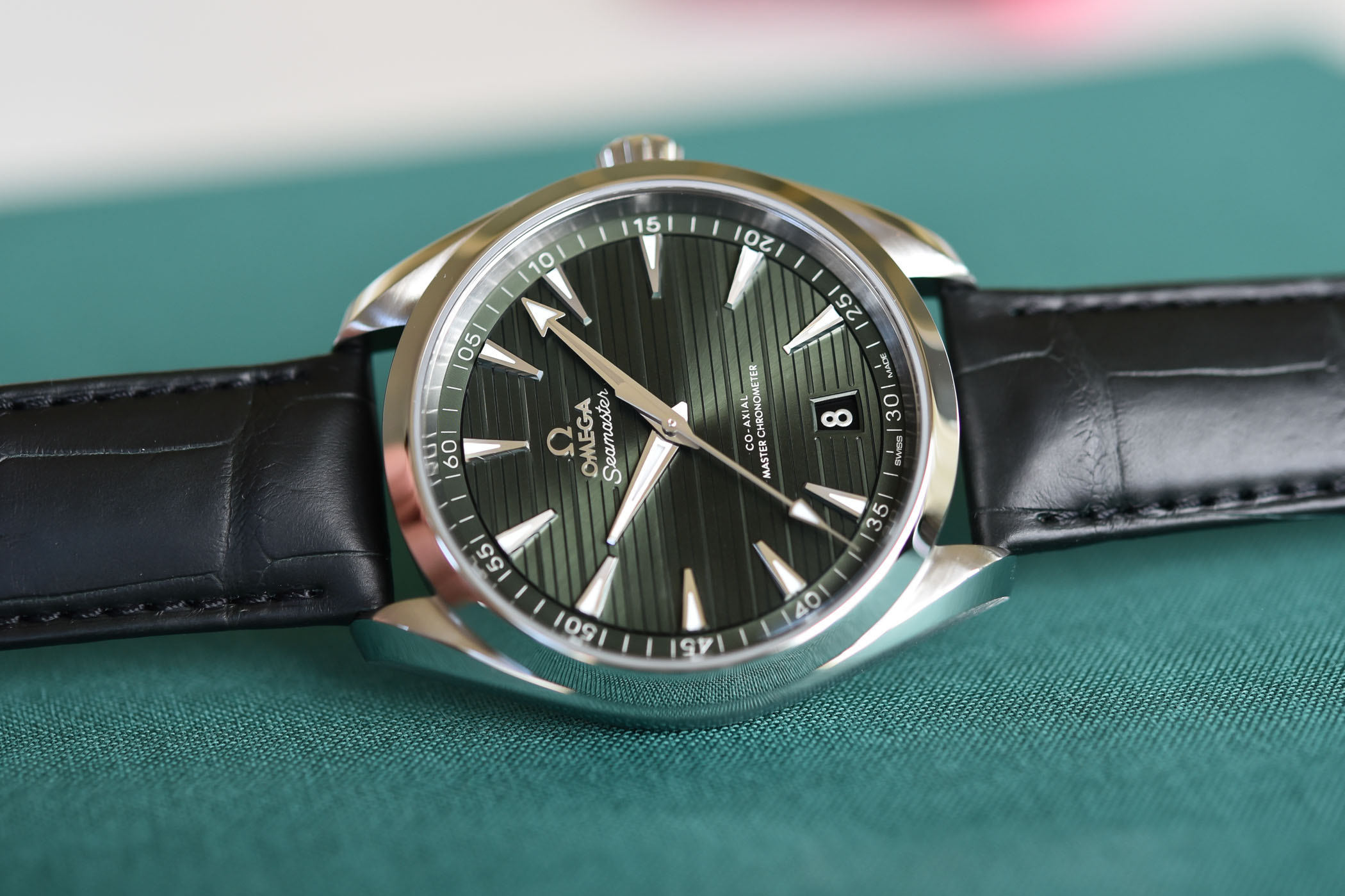 Omega Seamaster Aqua Terra 150m Master Chronometer 41mm Green Dial - 220.13.41.21.10.001