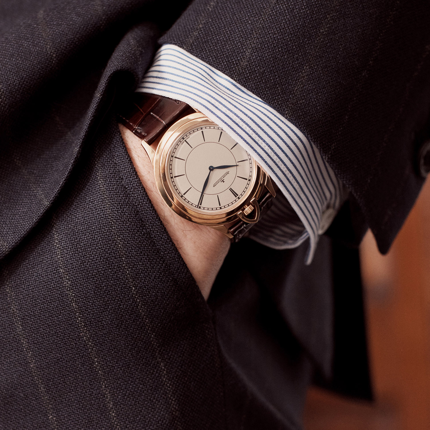 Jaeger-LeCoultre Master Ultra Thin Kingsman Knife Limited Edition MR PORTER - 4 Jaeger-LeCoultre Master Ultra Thin Kingsman Knife Limited Edition MR PORTER